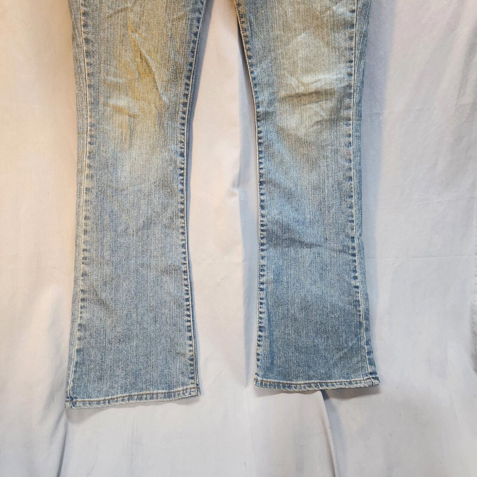 Levi's levis 515 Nouveau Boot Cut Jeans Size 8 Misses Long Size 30" / US 8 / IT 44 - 2 Thumbnail