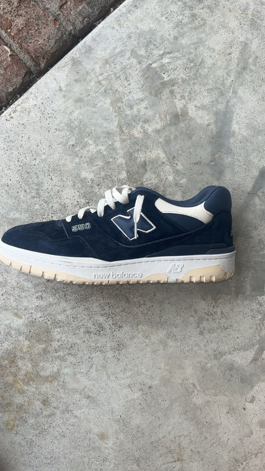 New balance 550 swayed navy blue