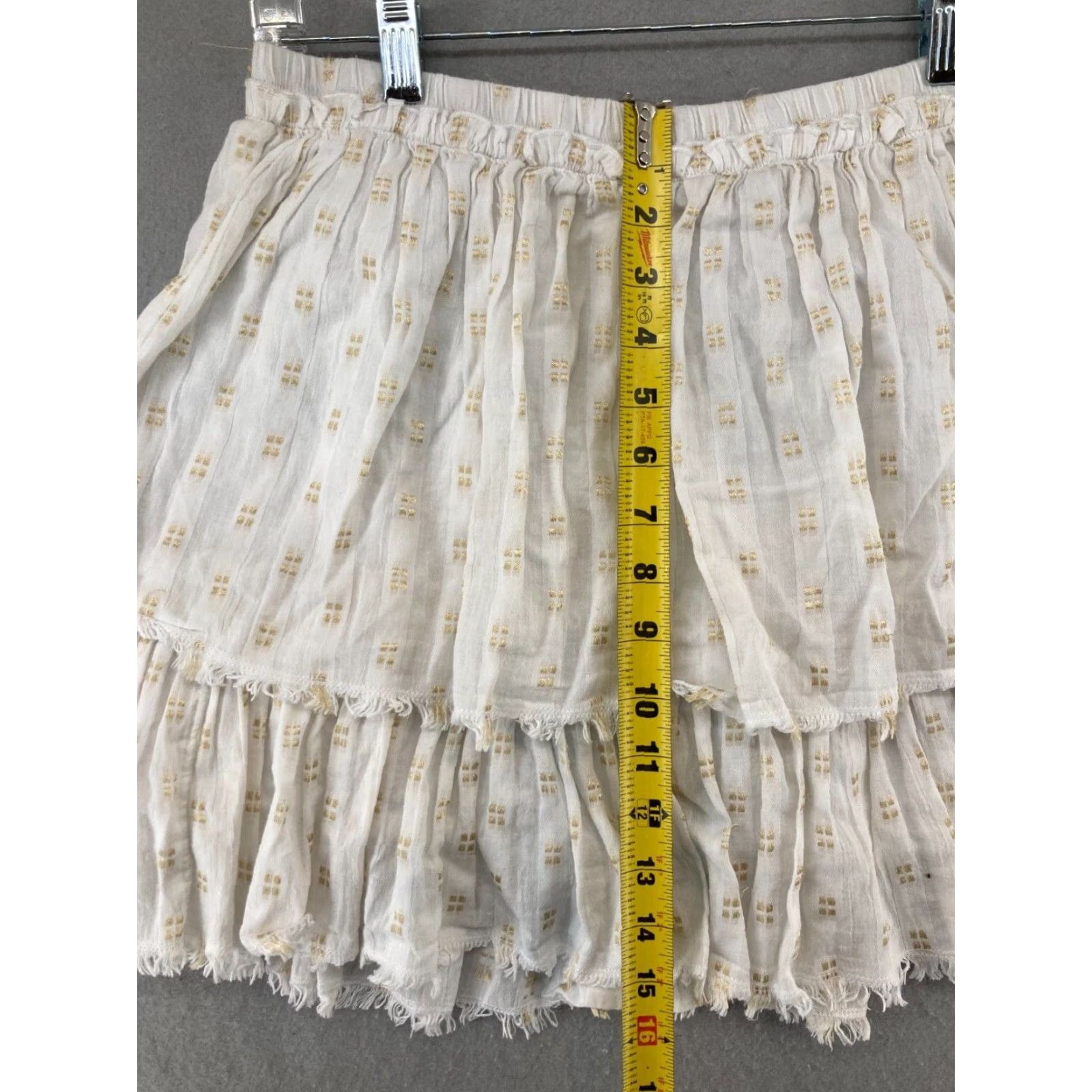 Vineyard Vines Vinyard Vines Womens Skirt Small White Gold Ruffled Size 28" / US 6 / IT 42 - 4 Thumbnail