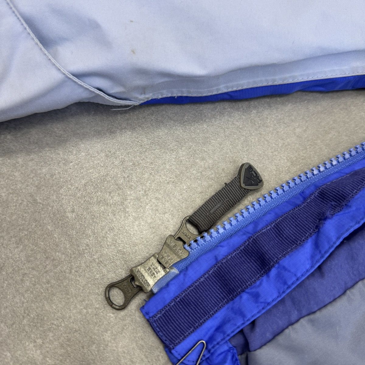 Nike ACG Vintage Nike ACG Storm-Fit Raincoat Jacket Women Y2K Blue Size M / US 6-8 / IT 42-44 - 21 Thumbnail