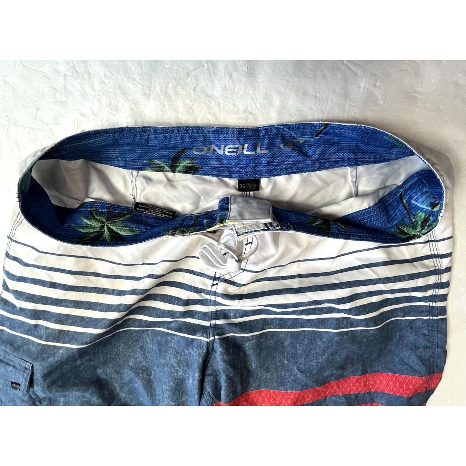 O'Neill O'Neill Board Shorts Trunks Mens 36 Blue White Red Geometric Beach Surf Swim Size US 36 / EU 52 - 6 Thumbnail