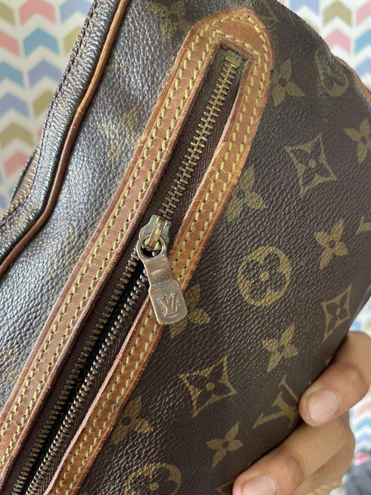 Louis Vuitton VINTAGE LOUIS VUITTON CLUCT BAG Size ONE SIZE - 6 Thumbnail