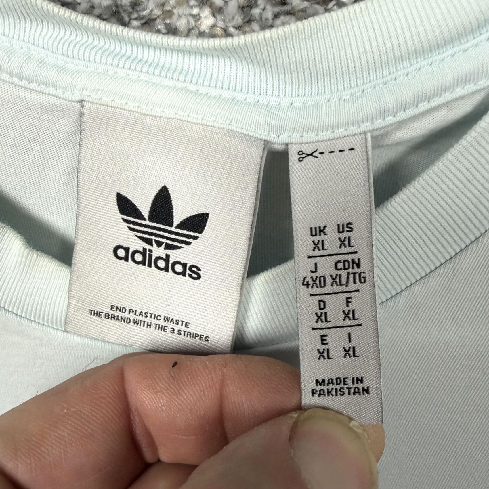 Adidas Adidas Shirt Mens XL Powder Blue Tee Crewneck Originals Trefoil Logo Sports Short Sleeve Jersey Cotton Casual Size US XL / EU 56 / 4 - 4 Thumbnail