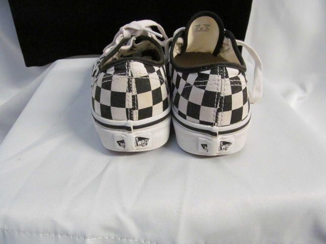 Vans Vans Classic Checkered Black and White Sneakers Size US 5 / IT 35 - 5 Thumbnail
