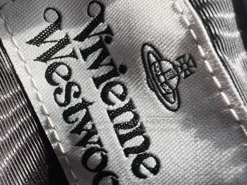 Other Vivienne Westwood size os Black Lizard-Print Underarm Bag/C Size ONE SIZE - 9 Thumbnail
