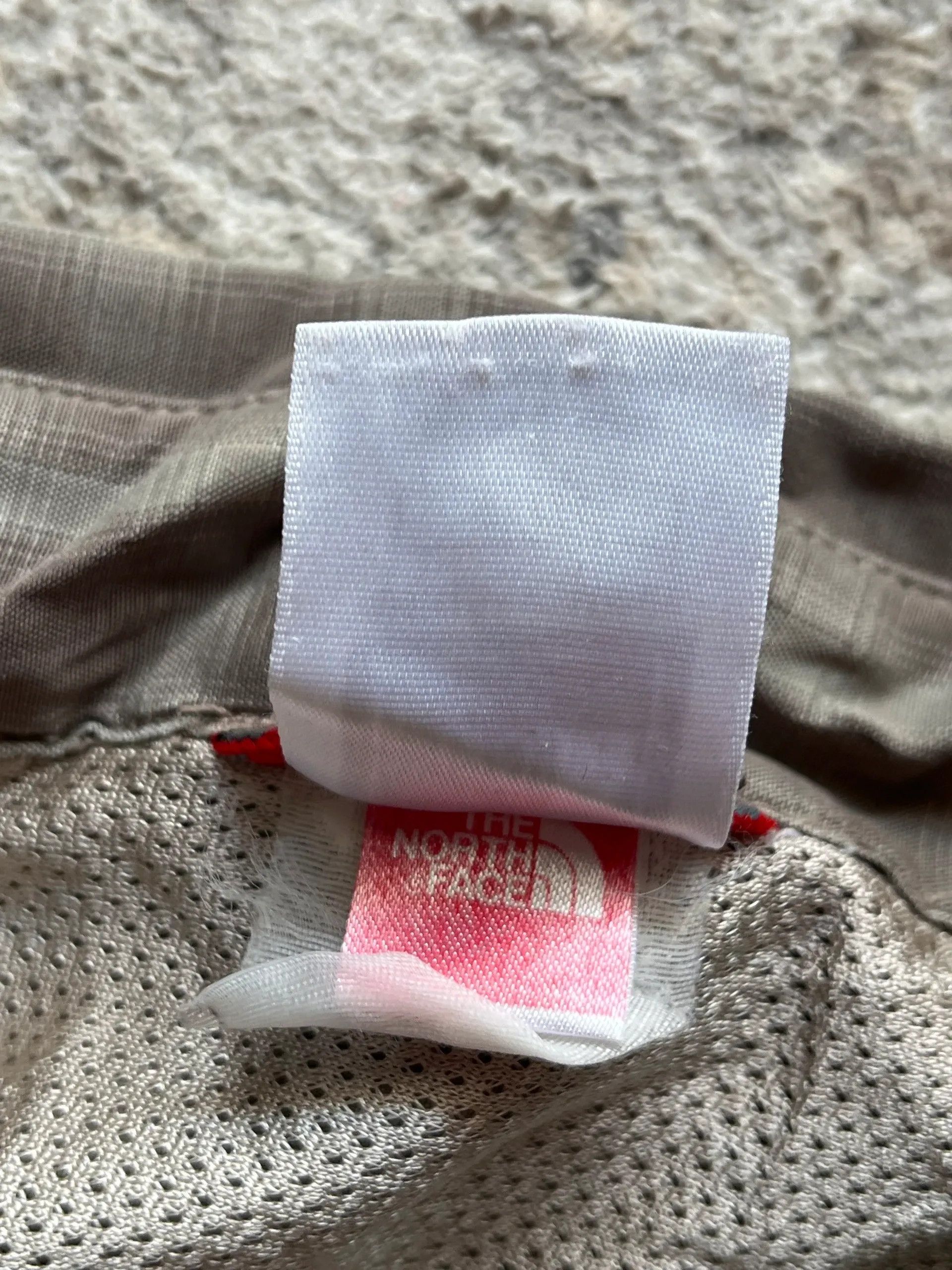 The North Face The North Face Sz XL Outdoor Shirt Rare Size US XL / EU 56 / 4 - 4 Thumbnail