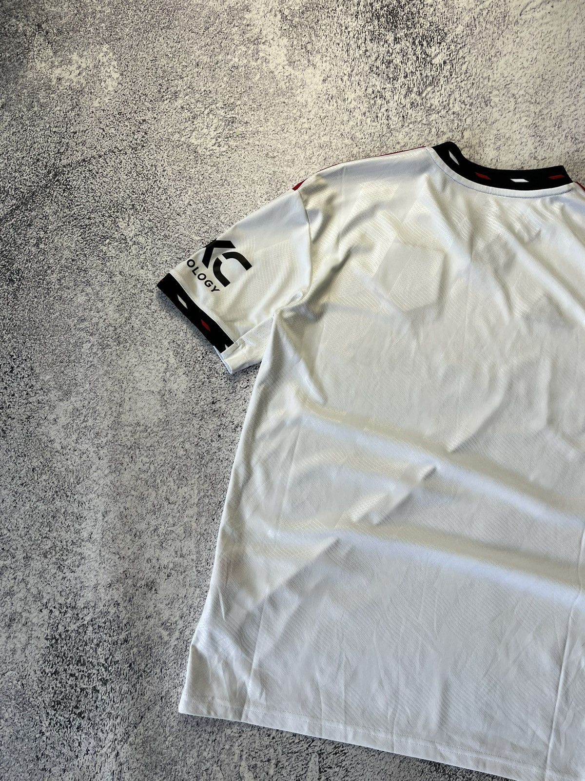 Adidas Adidas FC Manchester United Football Jersey Blokecore Y2K Size US S / EU 44-46 / 1 - 16 Thumbnail