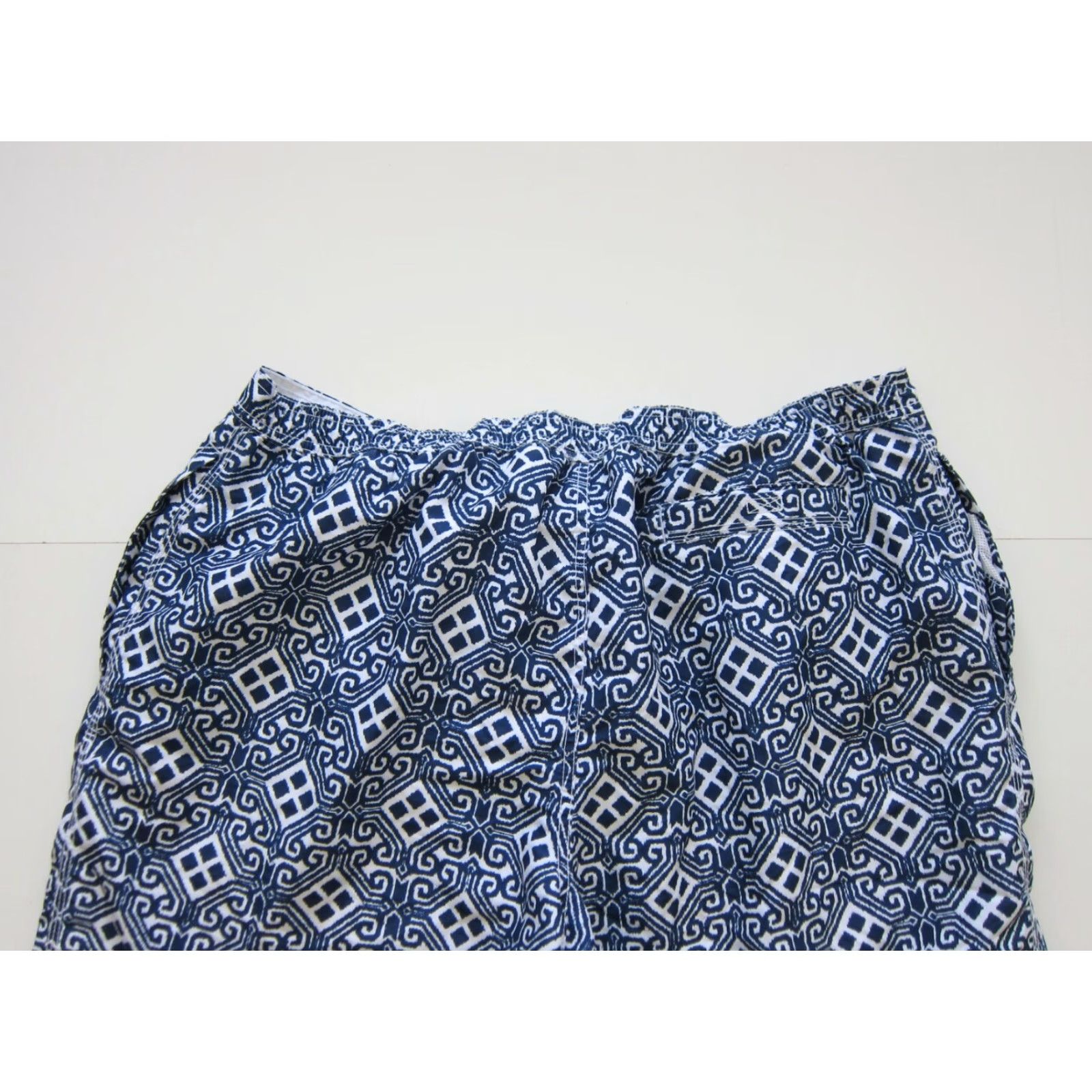 Vintage St. John's Bay White Blue Paisley Lined Swim Beach Board Shorts Men XXL Size US 39 - 7 Thumbnail