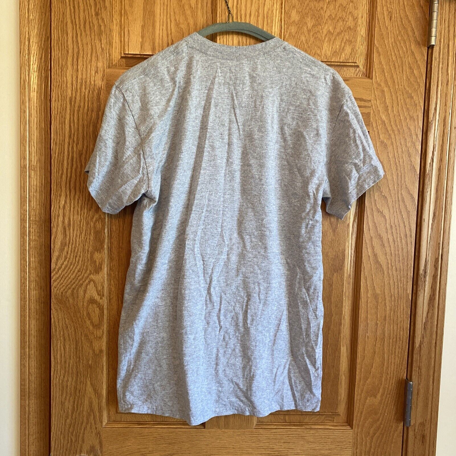 Gildan Holiday Meltdown T Shirt Men's Size M Christmas Snowman gre Size US M / EU 48-50 / 2 - 4 Thumbnail