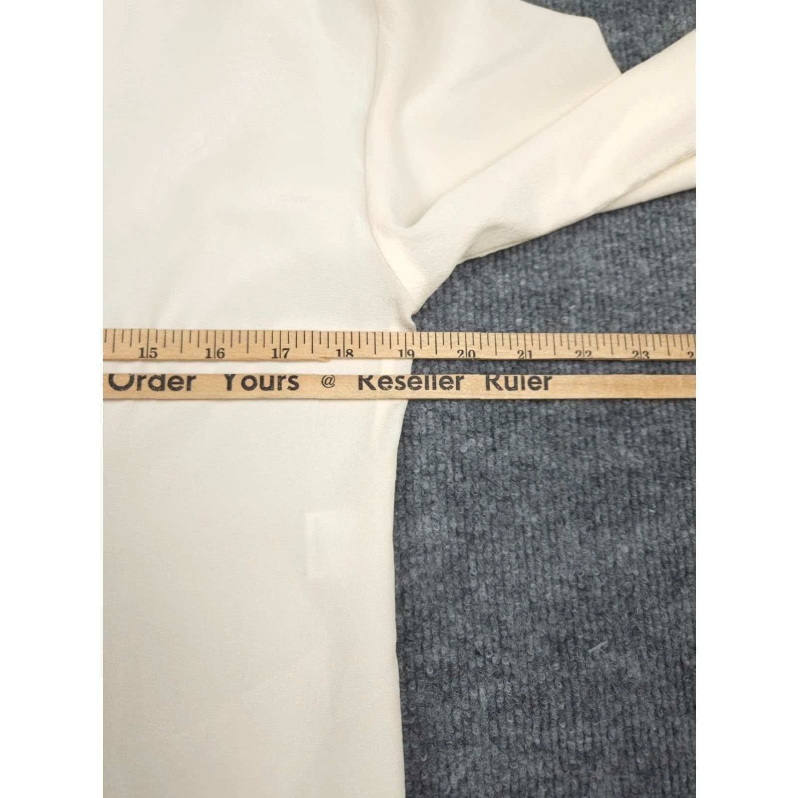 Brochu Walker Brochu Walker Shirt Top Women's XS Ivory 100% Silk Long Sleeve Collared Blouse Casual Shirt Womens XS Ivory 100% Silk Collared Brochu Walker Size XS / US 0-2 / IT 36-38 - 7 Thumbnail