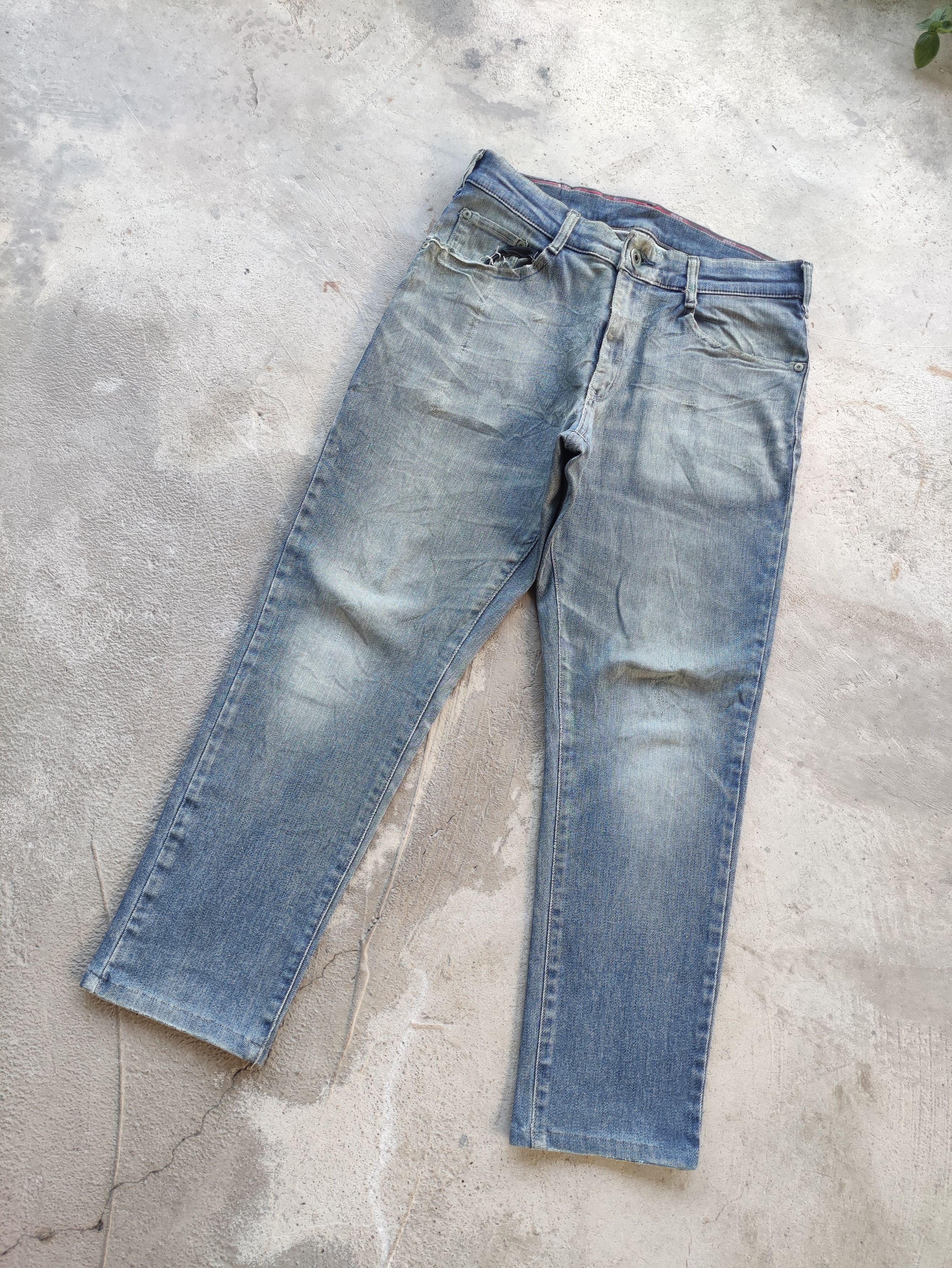 Edwin Vintage Edwin Japan Jean Distressed Faded denim Size US 32 / EU 48 - 2 Thumbnail