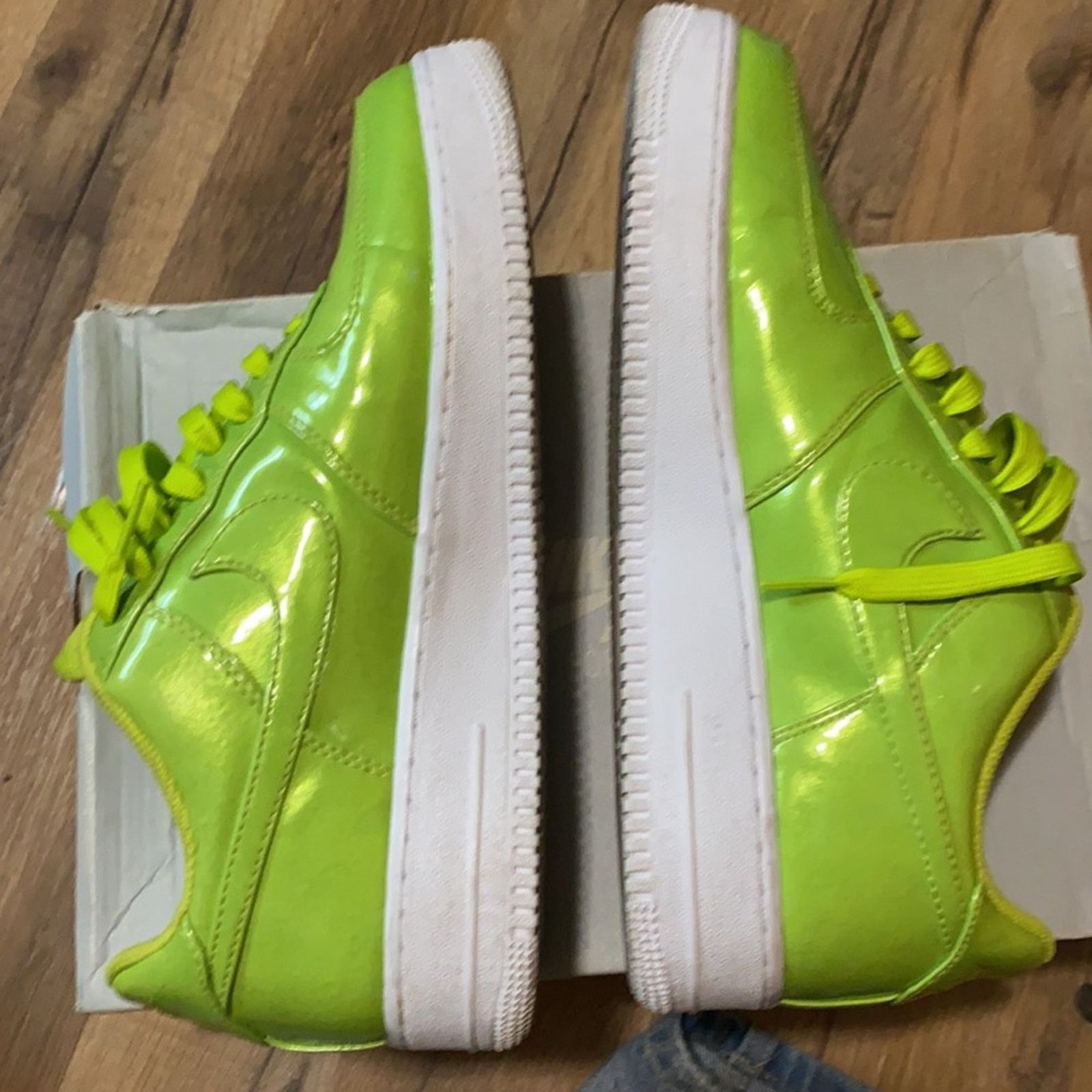 Nike 2018 Nike Air Force 1 UV Cyber Size US 9.5 / EU 42-43 - 8 Thumbnail
