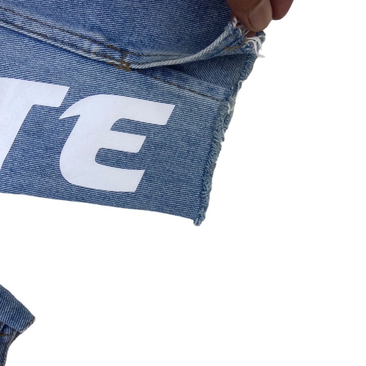 Japanese Brand Japanese Brand Vibrate Street Fashion Distressed Denim Size US M / EU 48-50 / 2 - 11 Thumbnail
