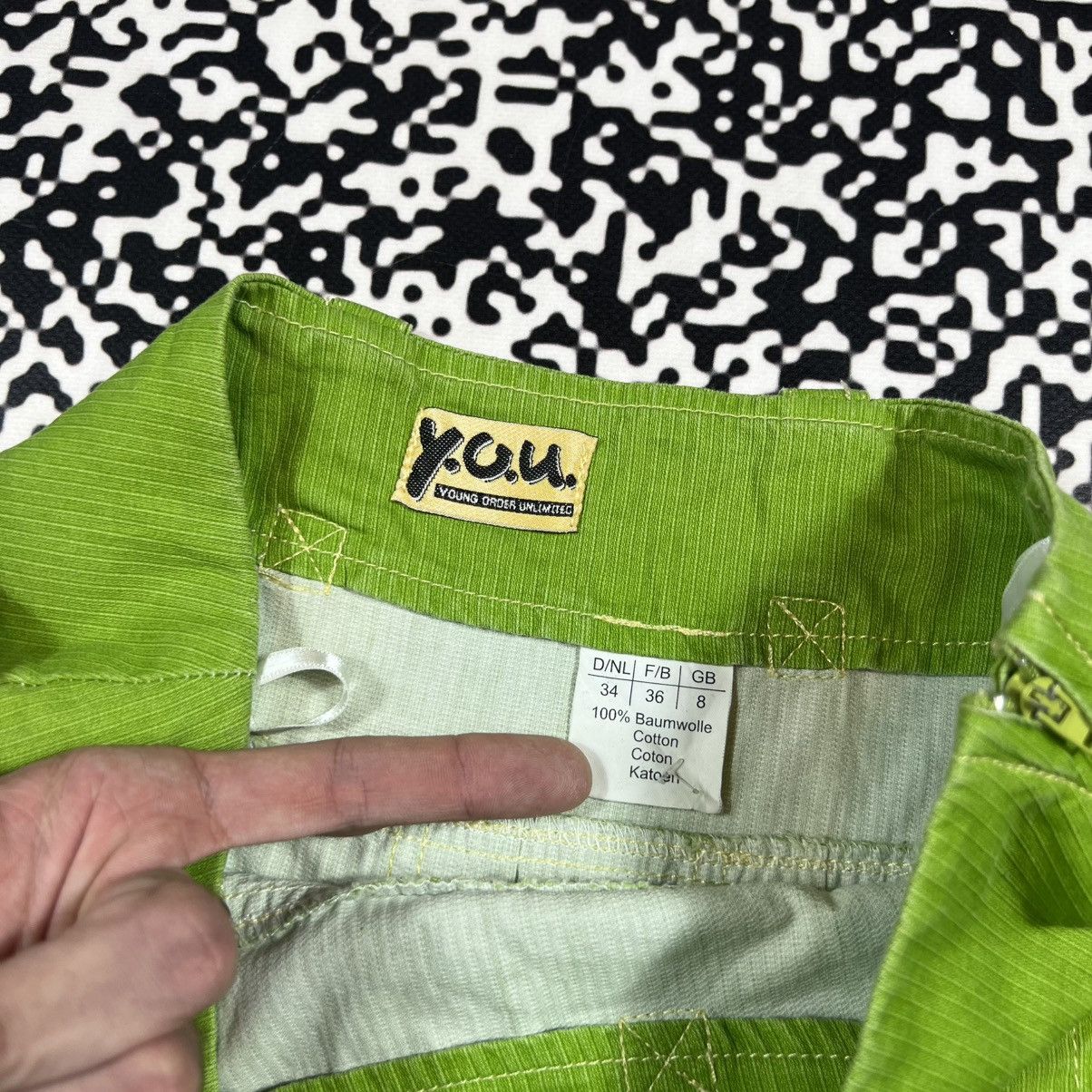 Japanese Brand Vintage Y2K Japanese Style Flared Retro Mini Skirt 90s Style Size 26" / US 2 / IT 38 - 16 Thumbnail