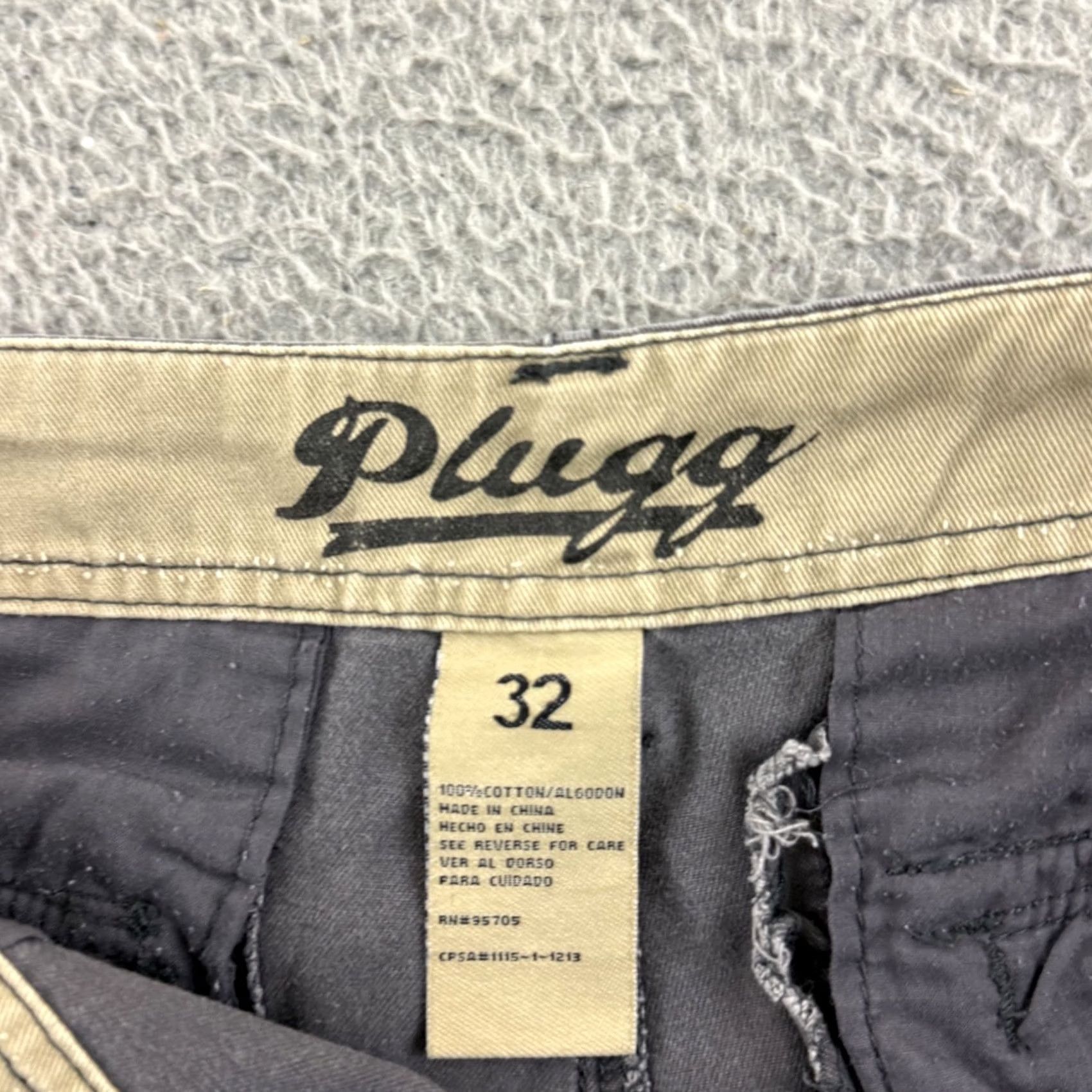 Vintage VINTAGE Plugg Cargo Shorts Mens 32 Gray Baggy 11" Inseam Zipper Pockets 90s Grunge Skater Outdoor Casual Workwear Size US 32 / EU 48 - 6 Thumbnail