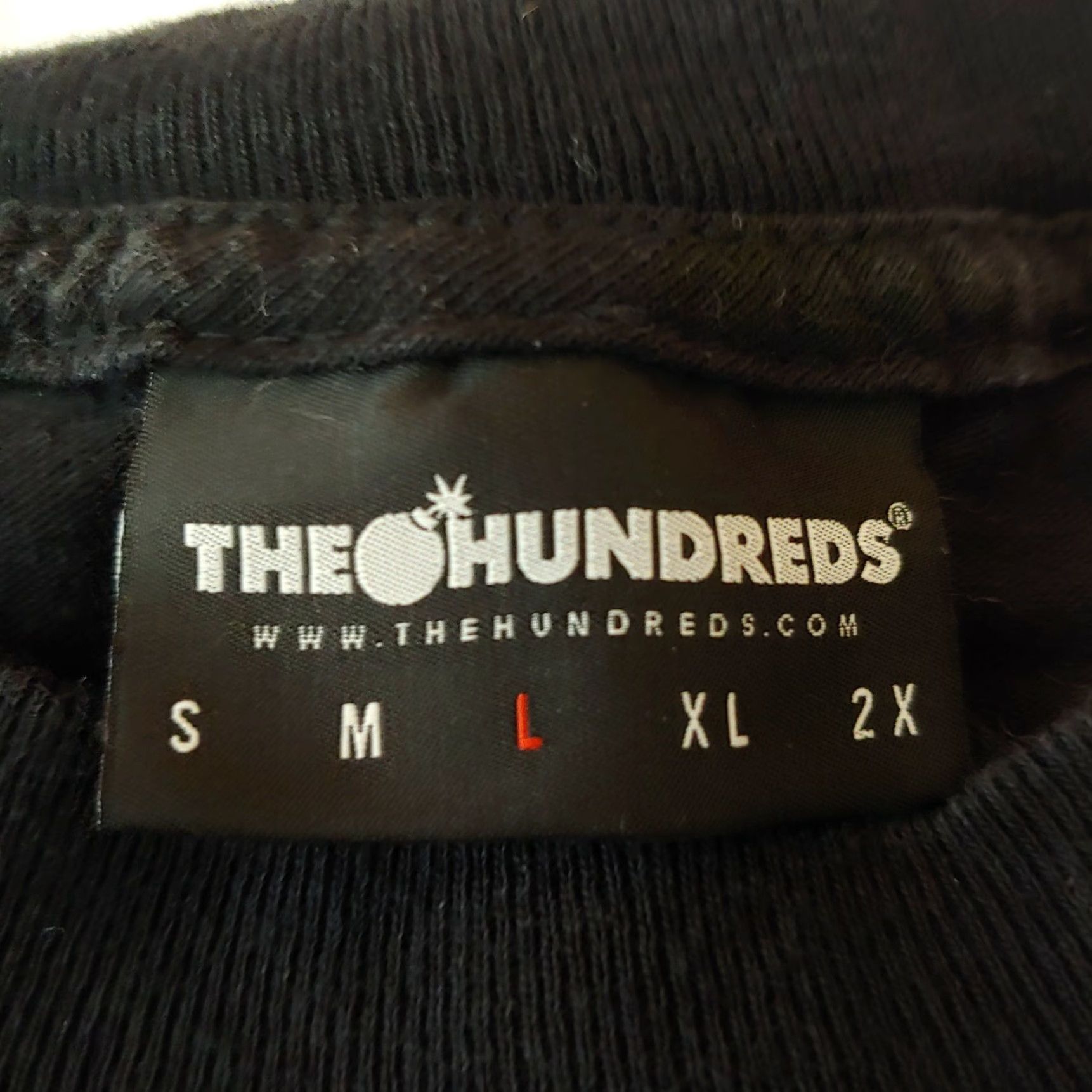 Vintage VINTAGE The Hundreds Shirt Men L Black Red Roses Streetwear Graphic Magazine Rose Size US L / EU 52-54 / 3 - 6 Thumbnail