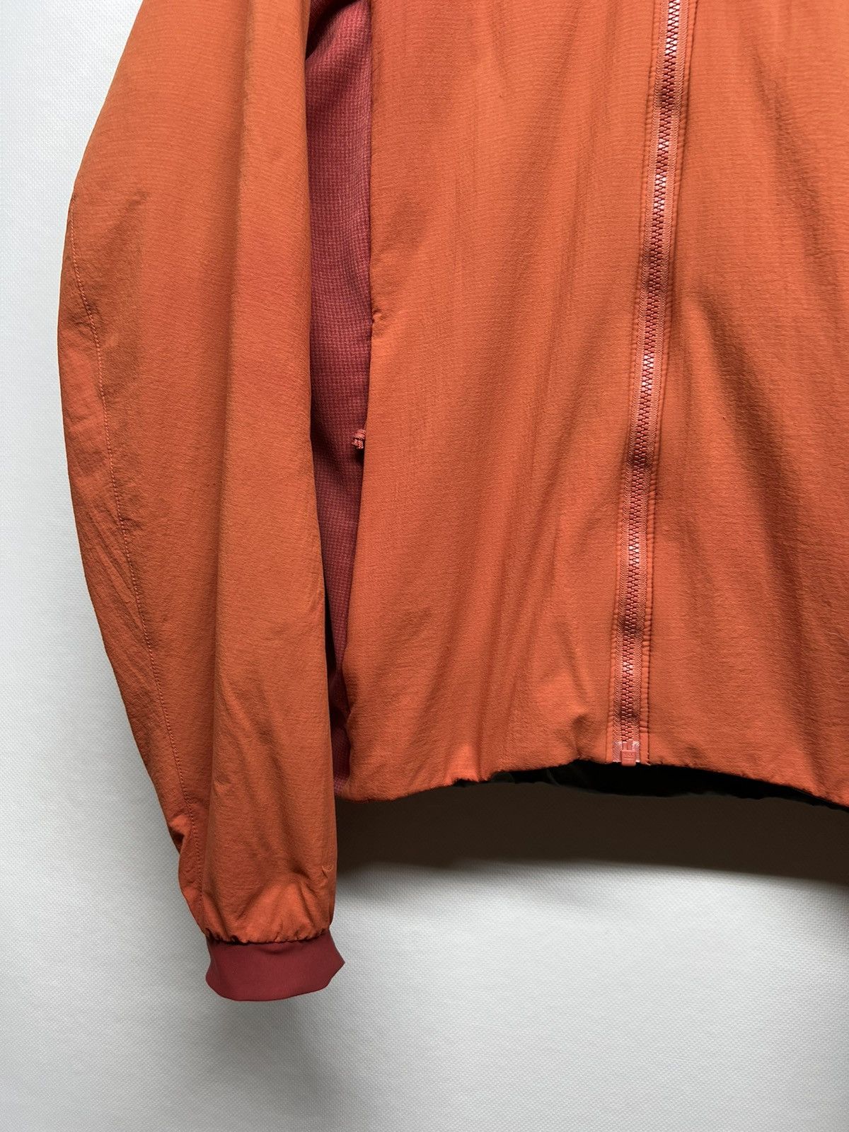 Arc'teryx Vintage Y2k Arc’teryx 🧡 Nylon Reflective Logo Jacket 00’s Size US XS / EU 42 / 0 - 9 Thumbnail