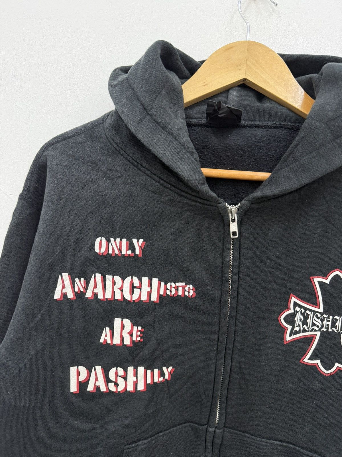 Japanese Brand Kishidenne Wreruttogood Vivienne Westwood Parody Hooded Size US M / EU 48-50 / 2 - 3 Thumbnail
