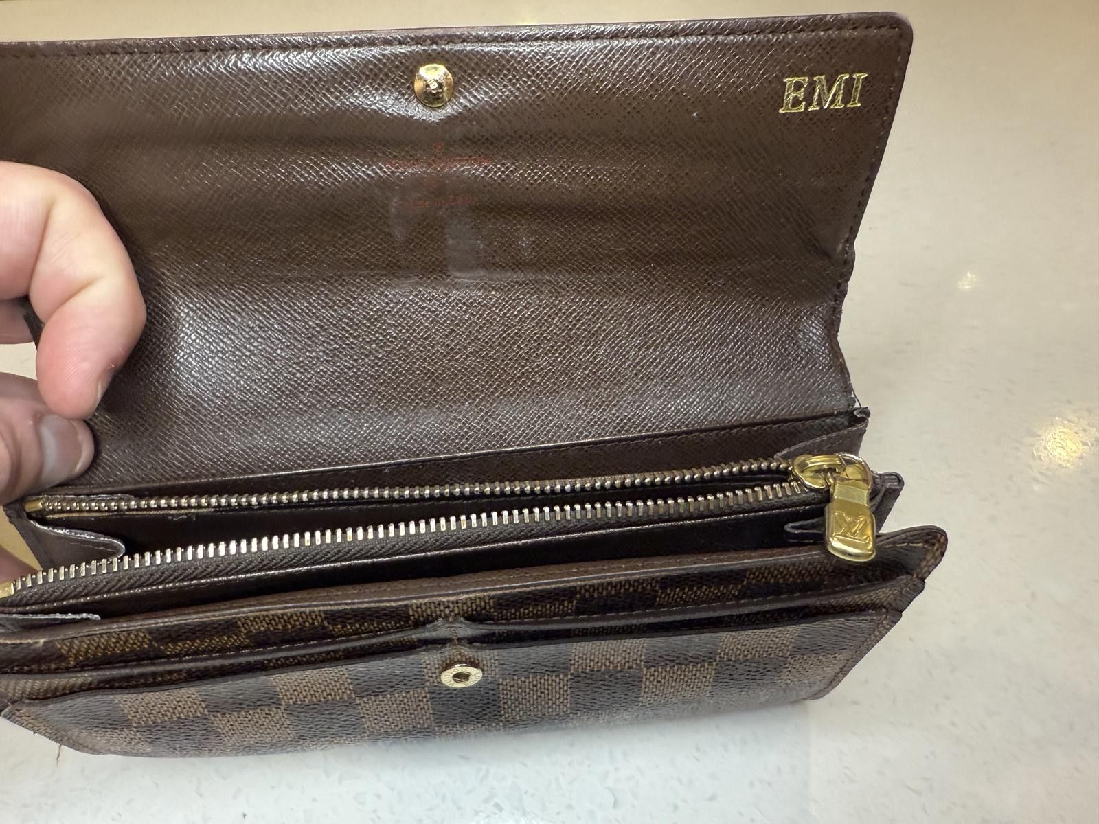 Louis Vuitton Louis Vuitton Damier Ebene Sarah Wallet – Timeless Elegance Size ONE SIZE - 9 Thumbnail