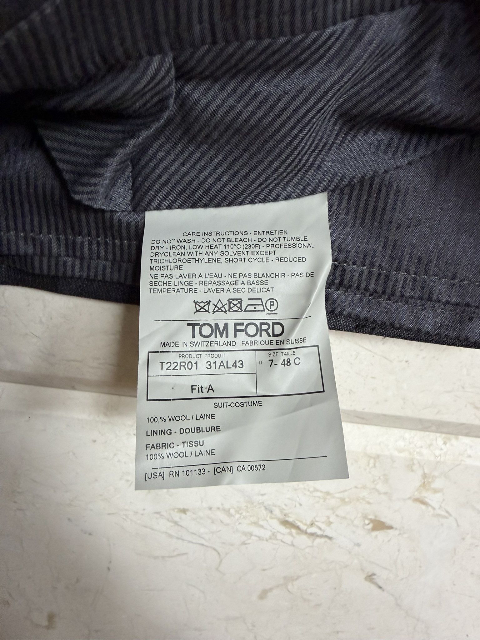 Tom Ford TOM FORD / Windsor Fit Mid-Grey Wool Suit US 38 / EU 48 Size 38S - 9 Thumbnail