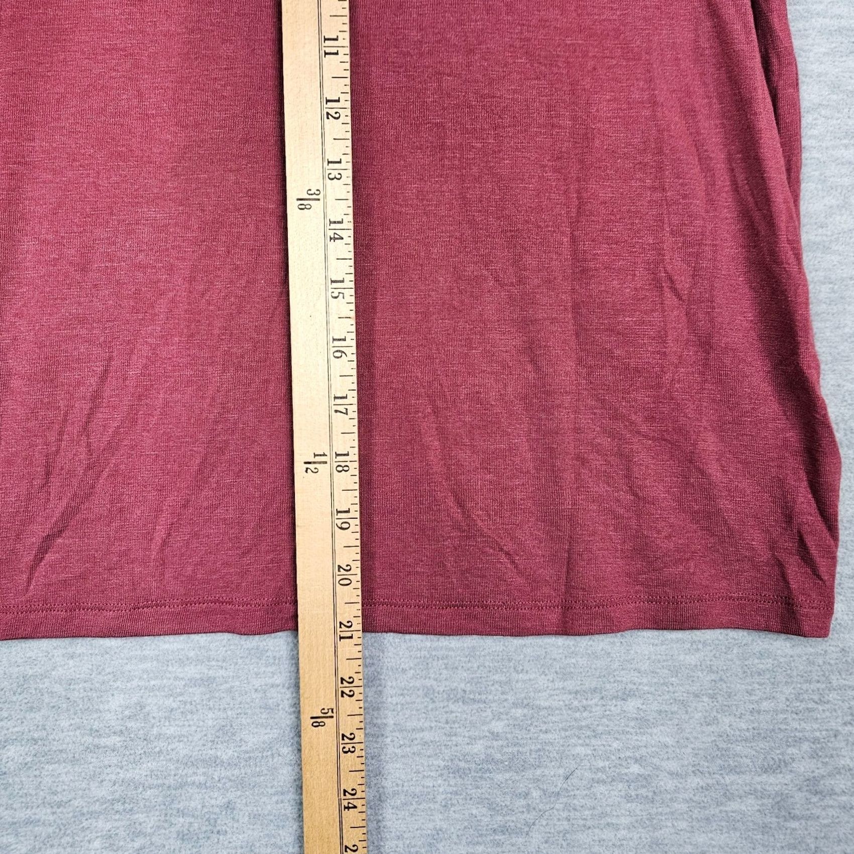 Express Express Size M Frill Lace Trim Round Neck Red Short Sleeve Tee NEW Size 32" / US 10 / IT 46 - 4 Thumbnail