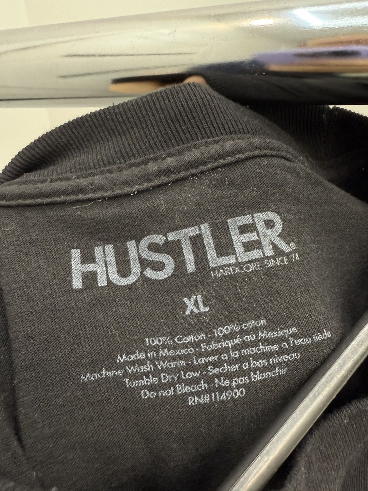 Other × Vintage Vintage Hustler Funny Humor TV XXX Chanel Sex T-Shirt Size US XL / EU 56 / 4 - 4 Thumbnail