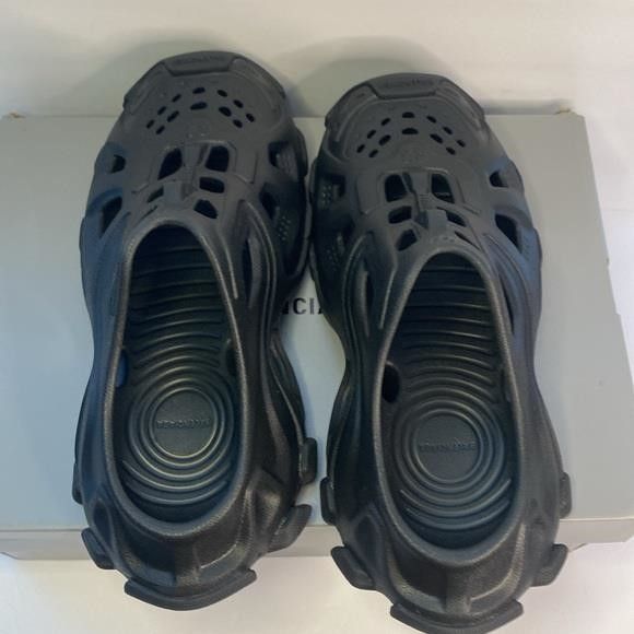 Balenciaga New Authentic Balenciaga Black Comfortable HD rubber mules Size US 10 / EU 43 - 7 Thumbnail