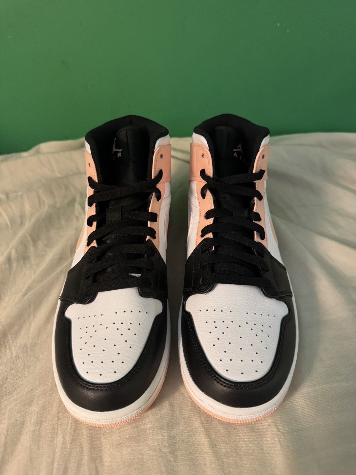 Jordan Brand Nike air jordan 1 mid arctic orange 2021 Size US 10 / EU 43 - 4 Thumbnail