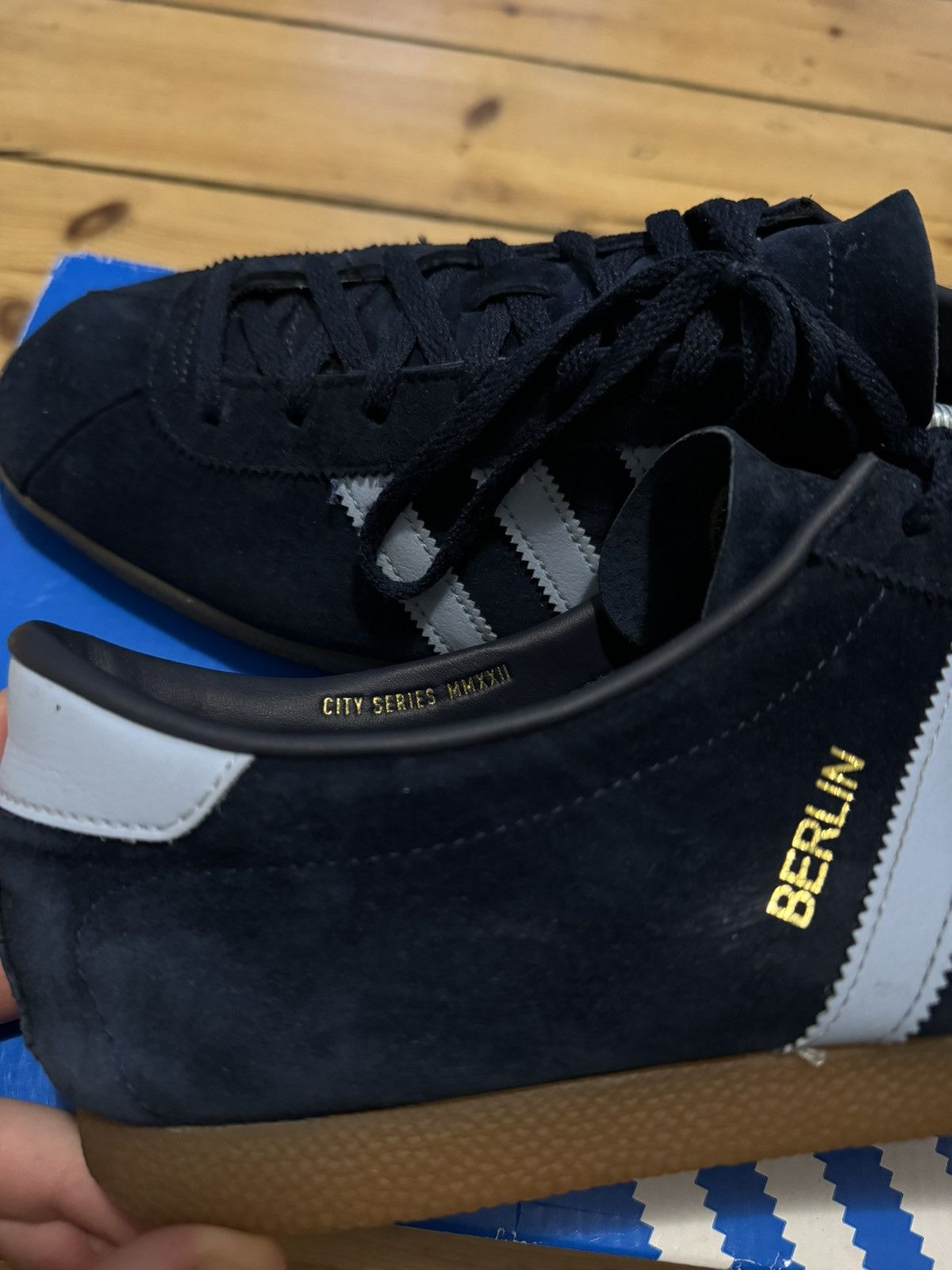 Adidas × Vintage Adidas Berlin Size US 12 / EU 45 - 3 Thumbnail