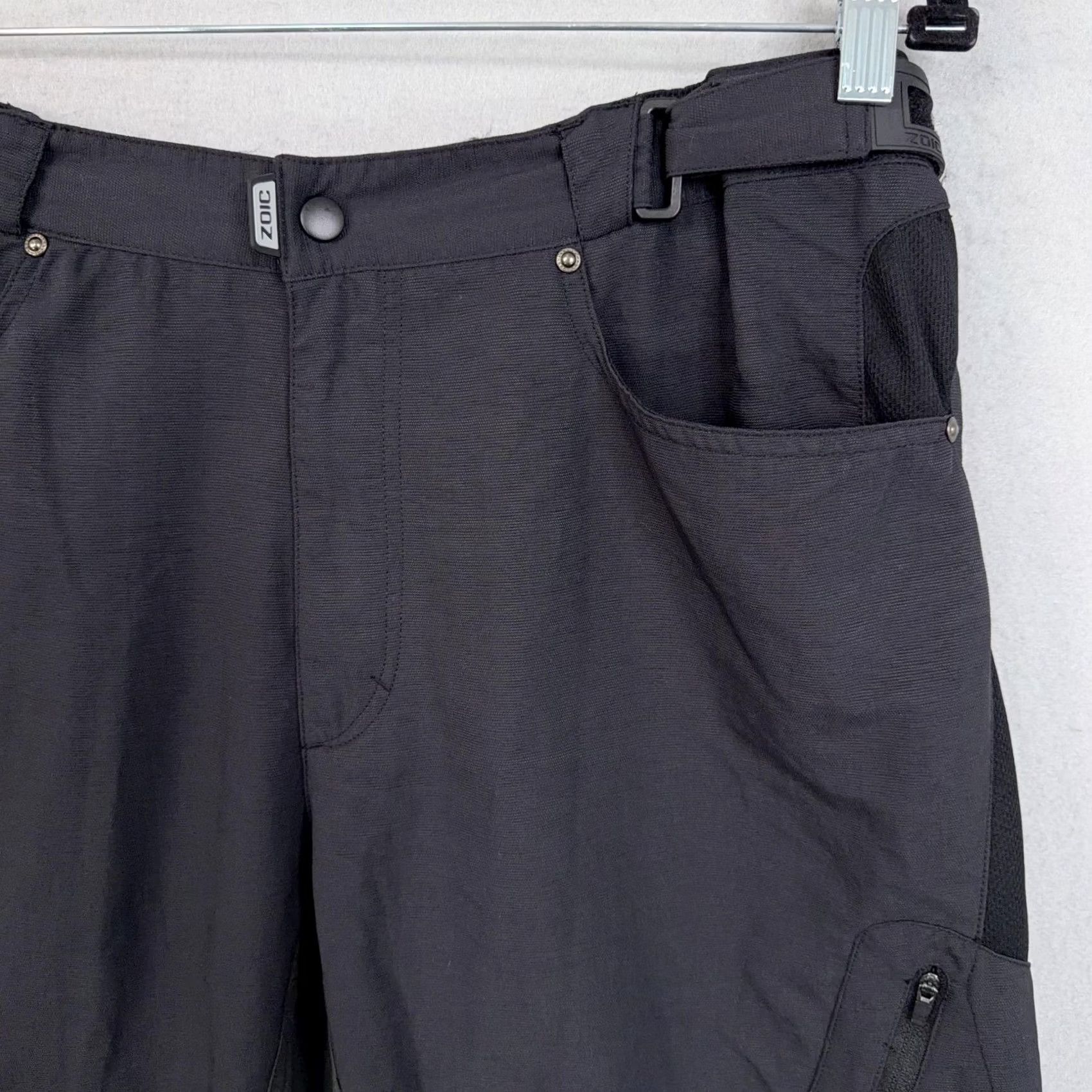 Vintage ZOIC Shorts Mens XL Black Cycling Mountain Bike Zip Pockets Adjustable MTB Cargo Size US 36 / EU 52 - 2 Thumbnail