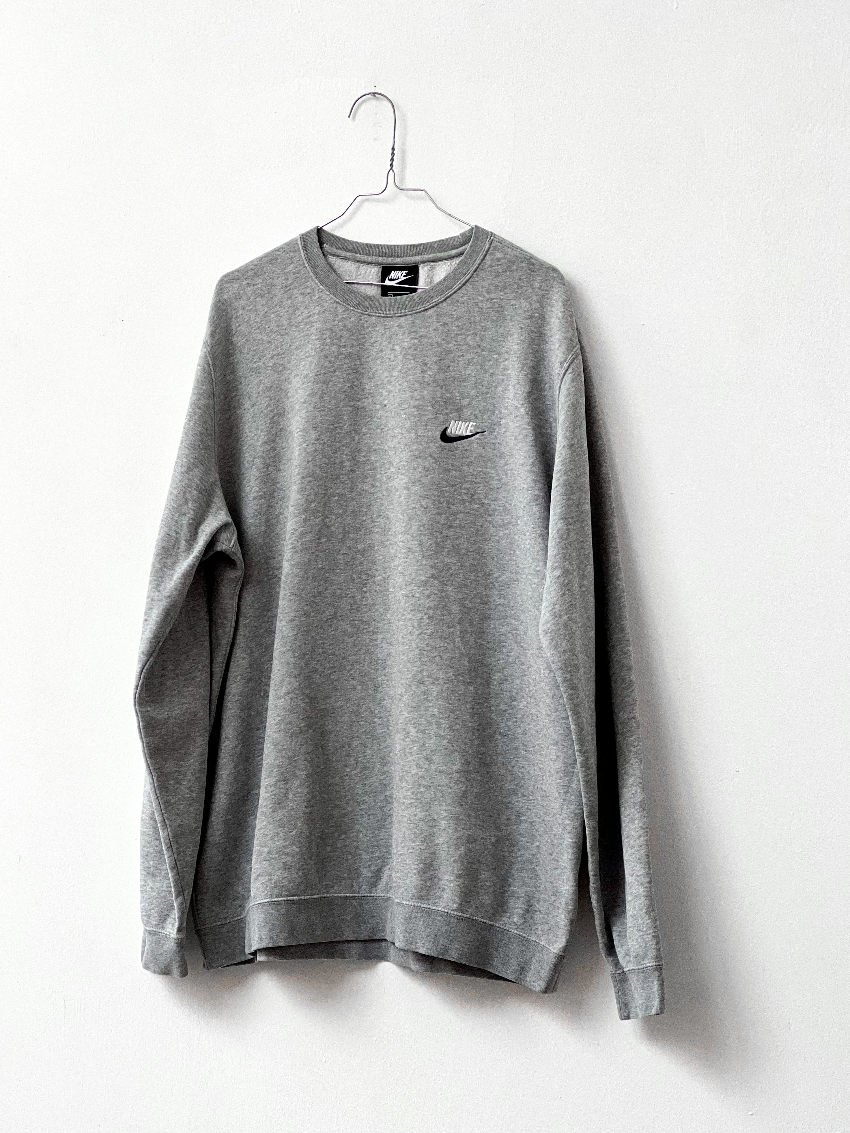 Nike NIKE SWEATSHIRT Size US XL / EU 56 / 4 - 1 Thumbnail