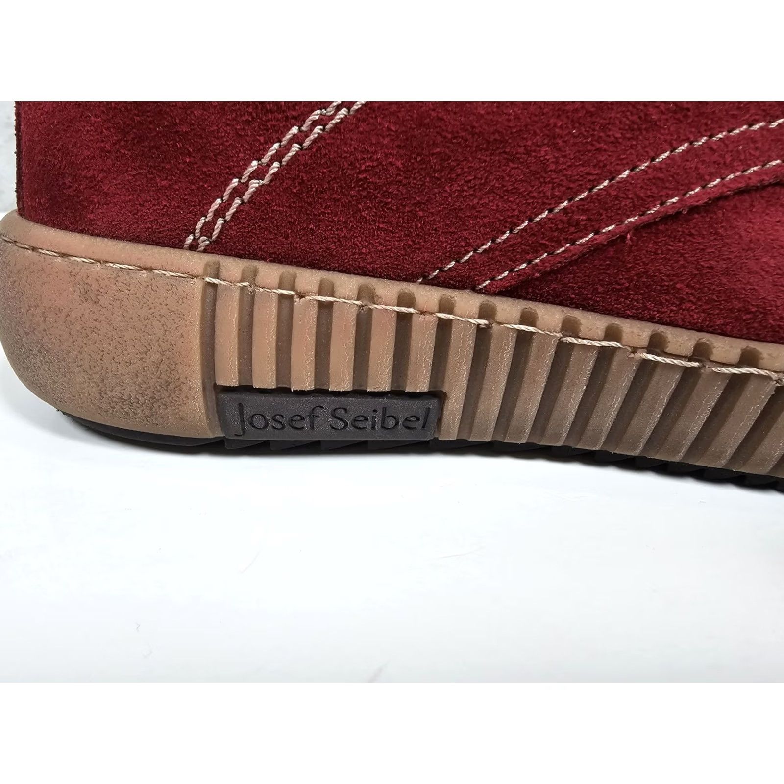 Vintage VINTAGE Josef Seibel Chukka Boots Women’s Sz 41 Red Suede Sherpa Lined Ankle Leather Insole Warm Indoor Outdoor Bohemian 90s? No, not N/A Size US 8 / IT 38 - 5 Thumbnail
