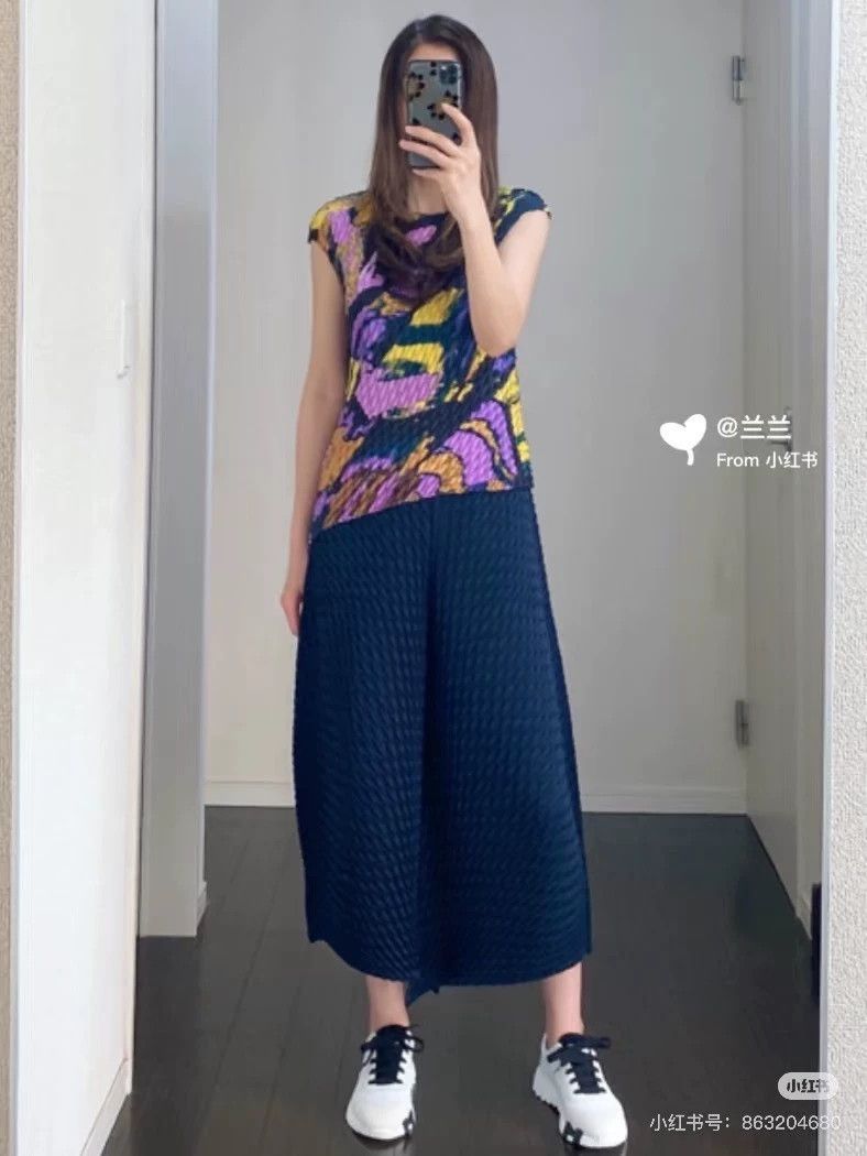 Issey Miyake Issey Miyake Dark blue pleated pants Size 25" / US 0 / IT 36 - 4 Thumbnail