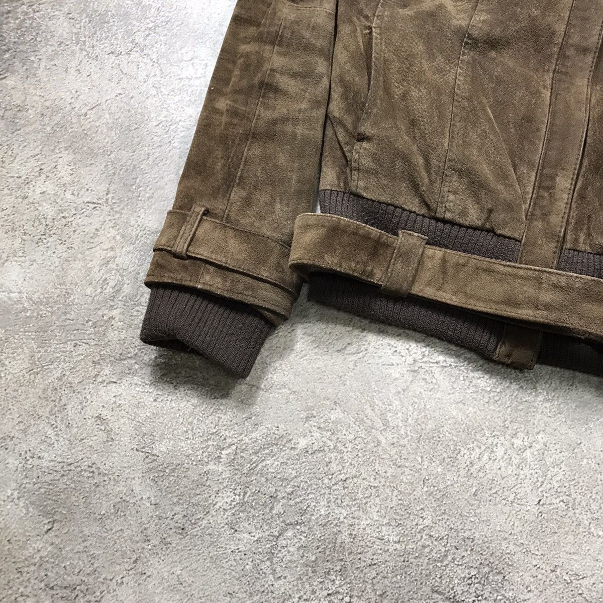 Vintage Vintage 90s Faded Suede Chore Jacket Workwear Skate Rave M Size US M / EU 48-50 / 2 - 4 Thumbnail