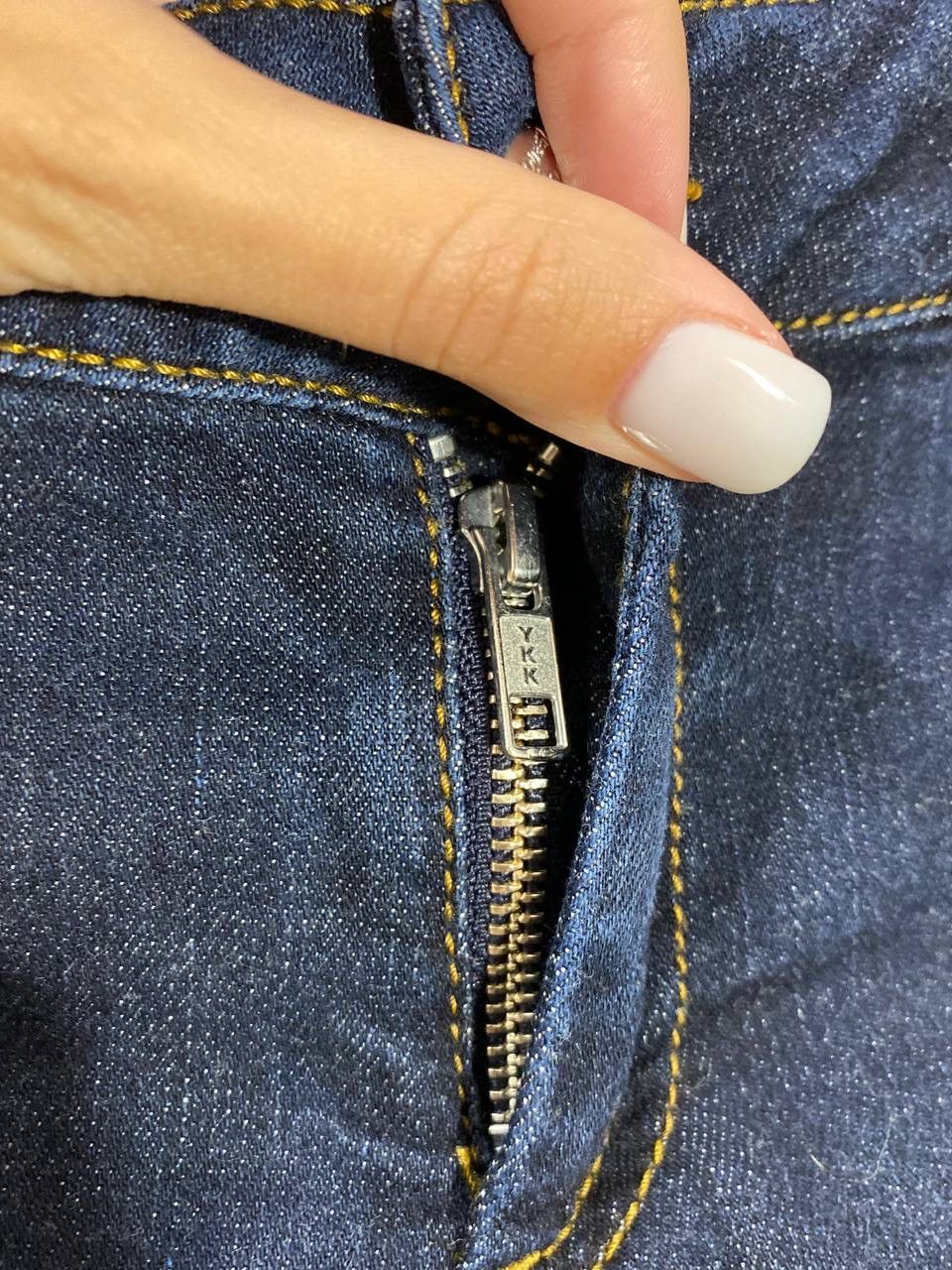 Alexander McQueen Alexander McQueen Jeans Size 28" / US 6 / IT 42 - 9 Thumbnail