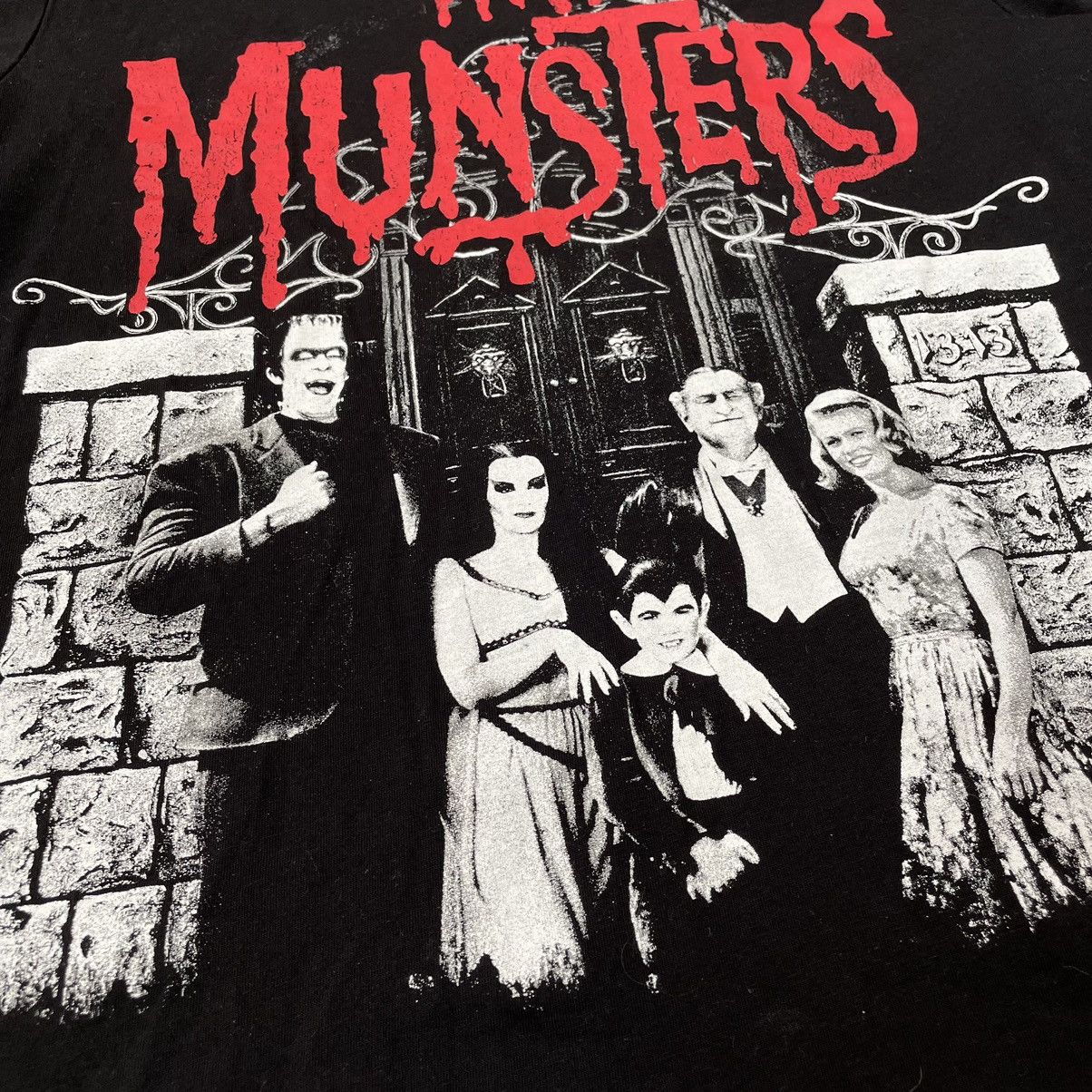 Vintage Vintage 2000s Munsters Graphic Tee Horror Punk Aesthetic M Size US M / EU 48-50 / 2 - 5 Thumbnail