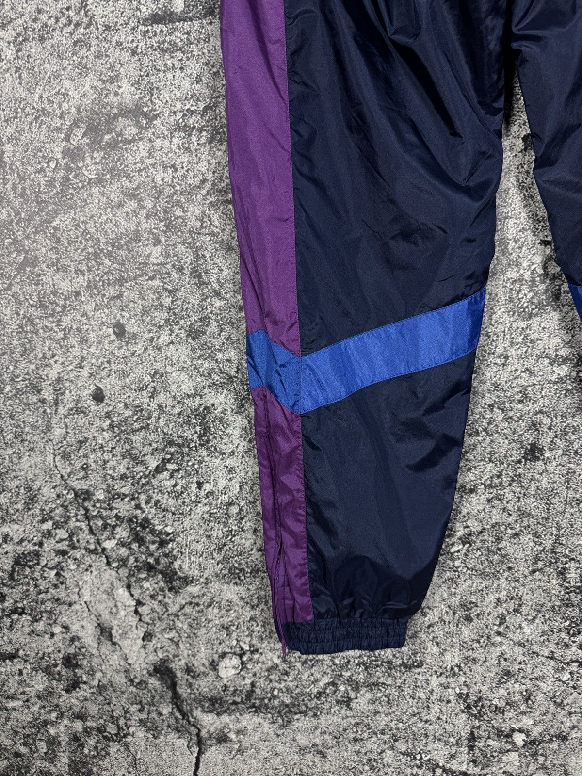 Adidas Adidas Nylon Track Pants Vintage 90s Style Zip Cuffs Size L Size US 34 / EU 50 - 15 Thumbnail