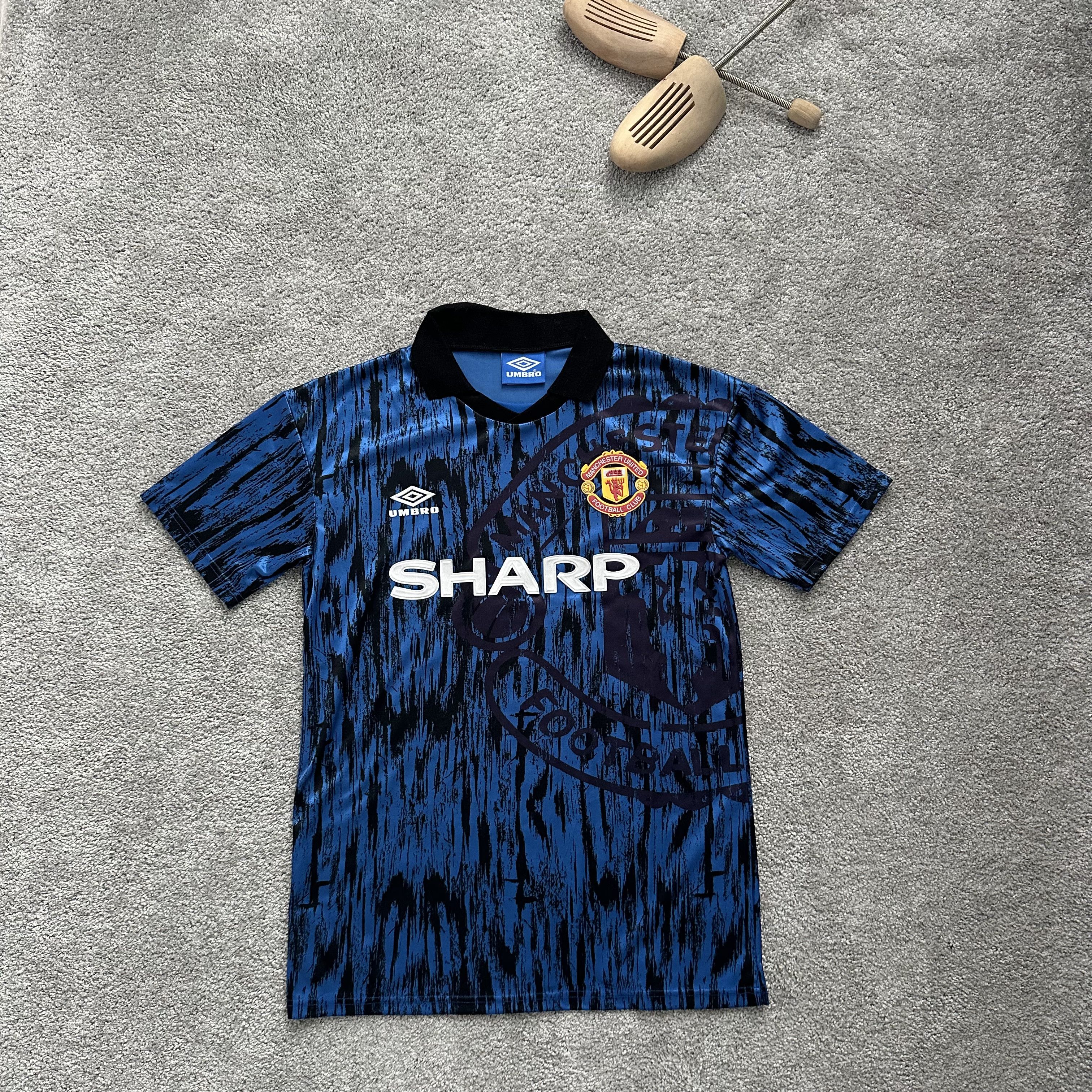 Umbro Manchester United Umbro Vintage 1992 1993 Soccer Jersey Size US L / EU 52-54 / 3 - 1 Thumbnail