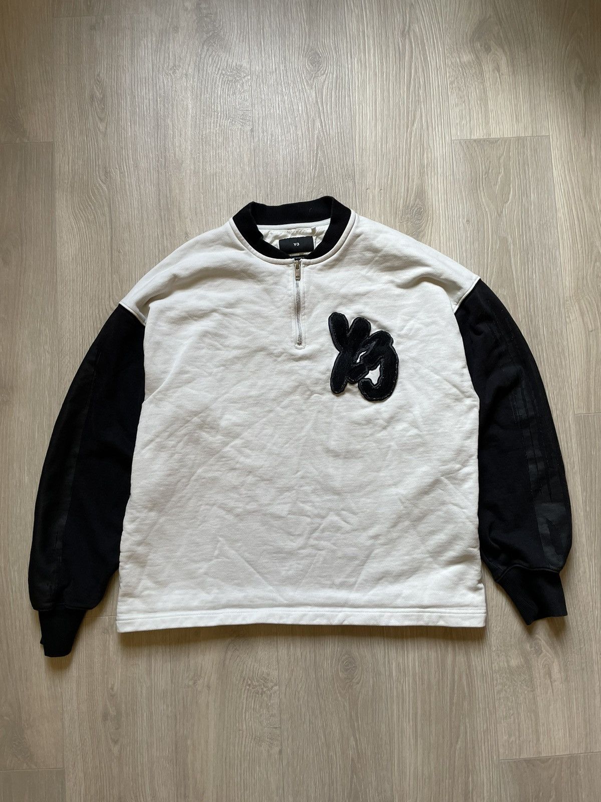 image of Y 3 x Yohji Yamamoto Y-3 Yohji Yamamoto Graphic Logo Oversized Sweatshirt in White (Size Medium)