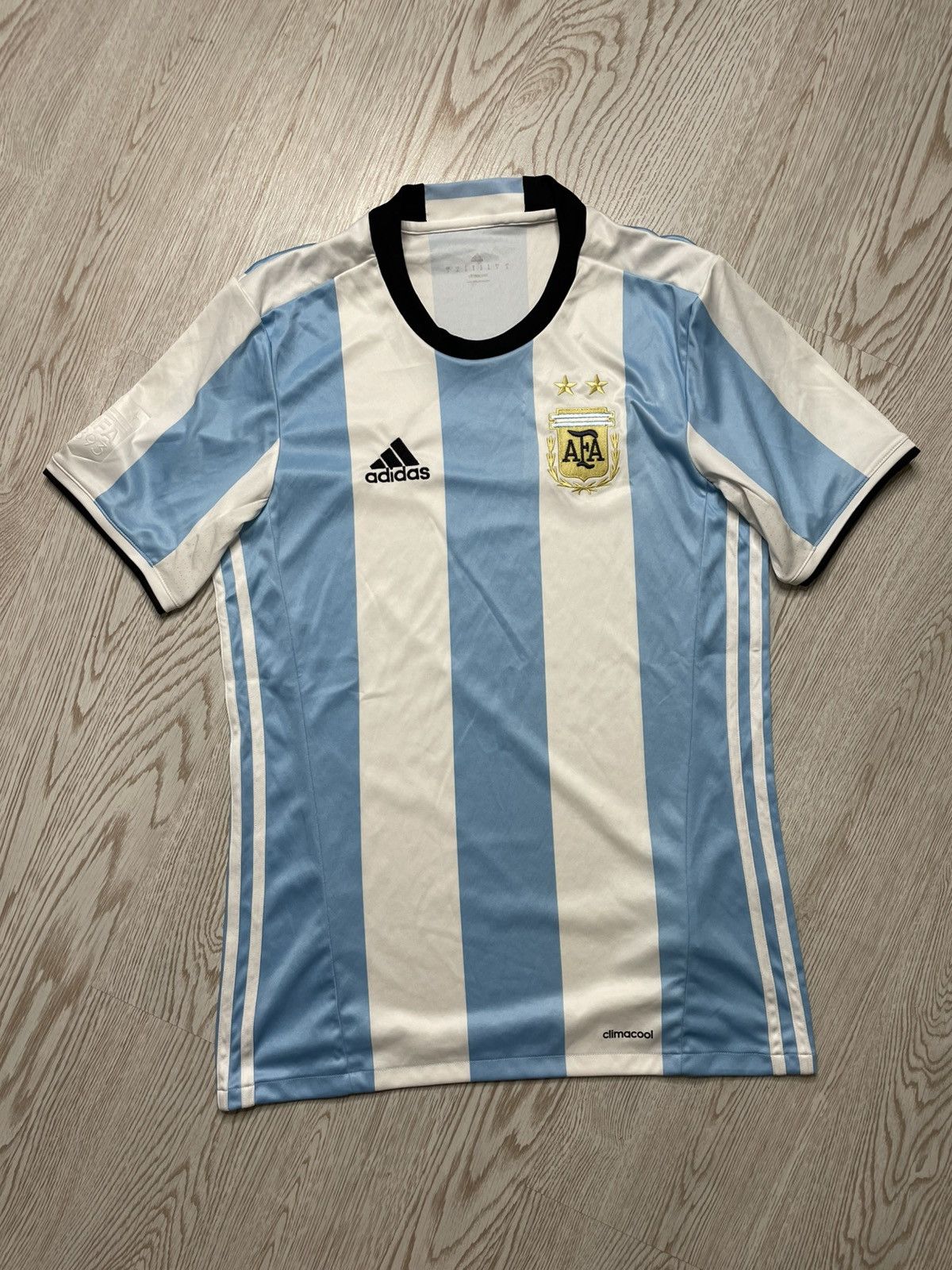 Adidas Adidas Argentina 2016 Soccer training jersey size S Size US S / EU 44-46 / 1 - 1 Thumbnail