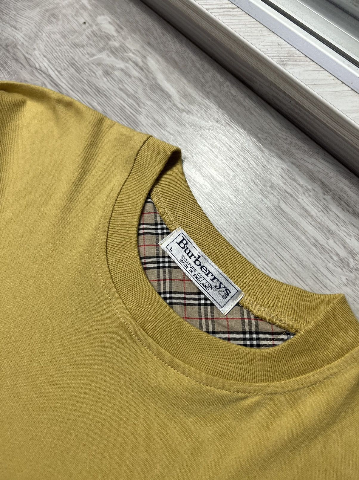 Burberry Rare Vintage Burberrys Oversized Tee Big Embroidered Logo Size US L / EU 52-54 / 3 - 4 Thumbnail