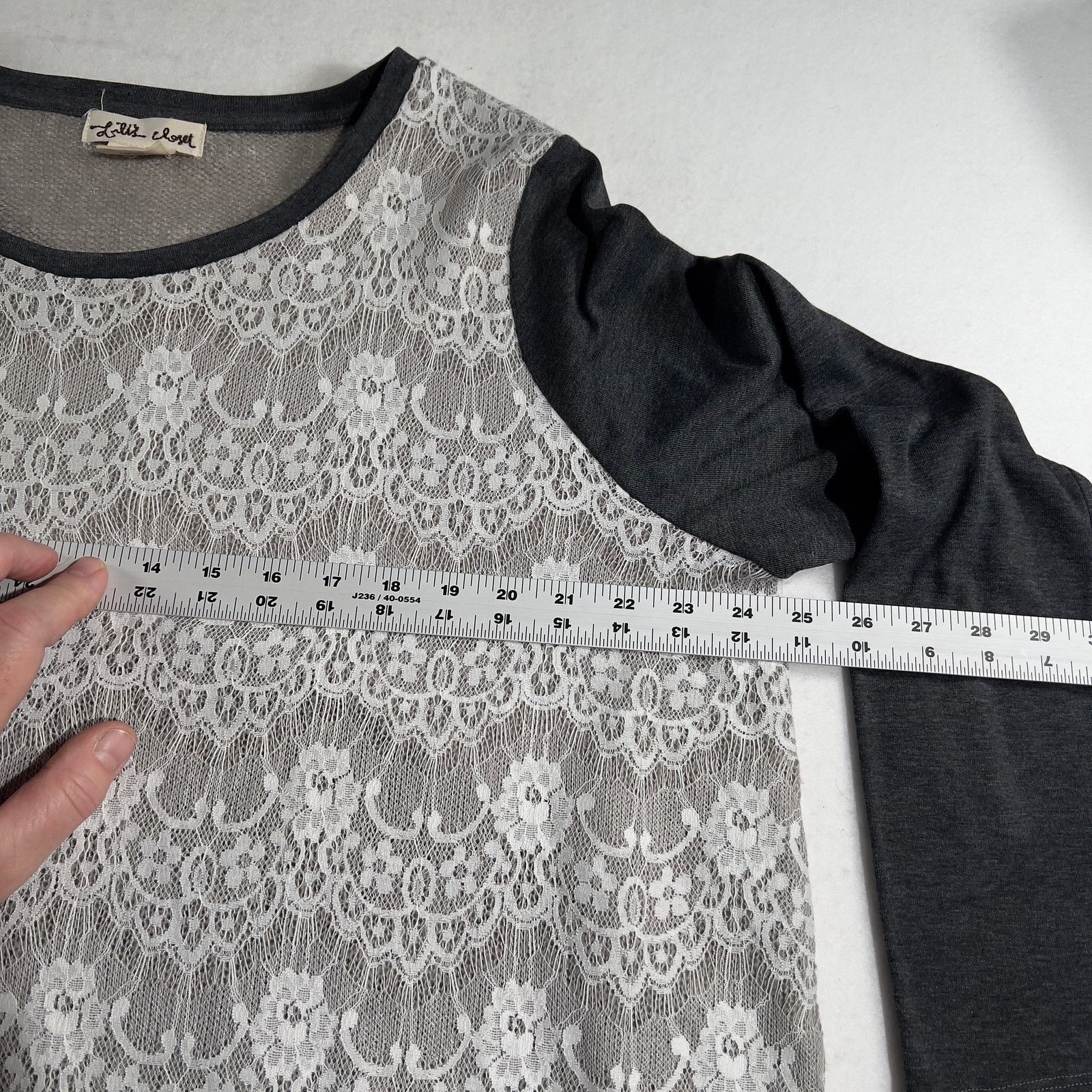 Anthropologie Anthropology by Lili's Closet Tunic Top Medium Floral Lace Size M / US 6-8 / IT 42-44 - 8 Thumbnail