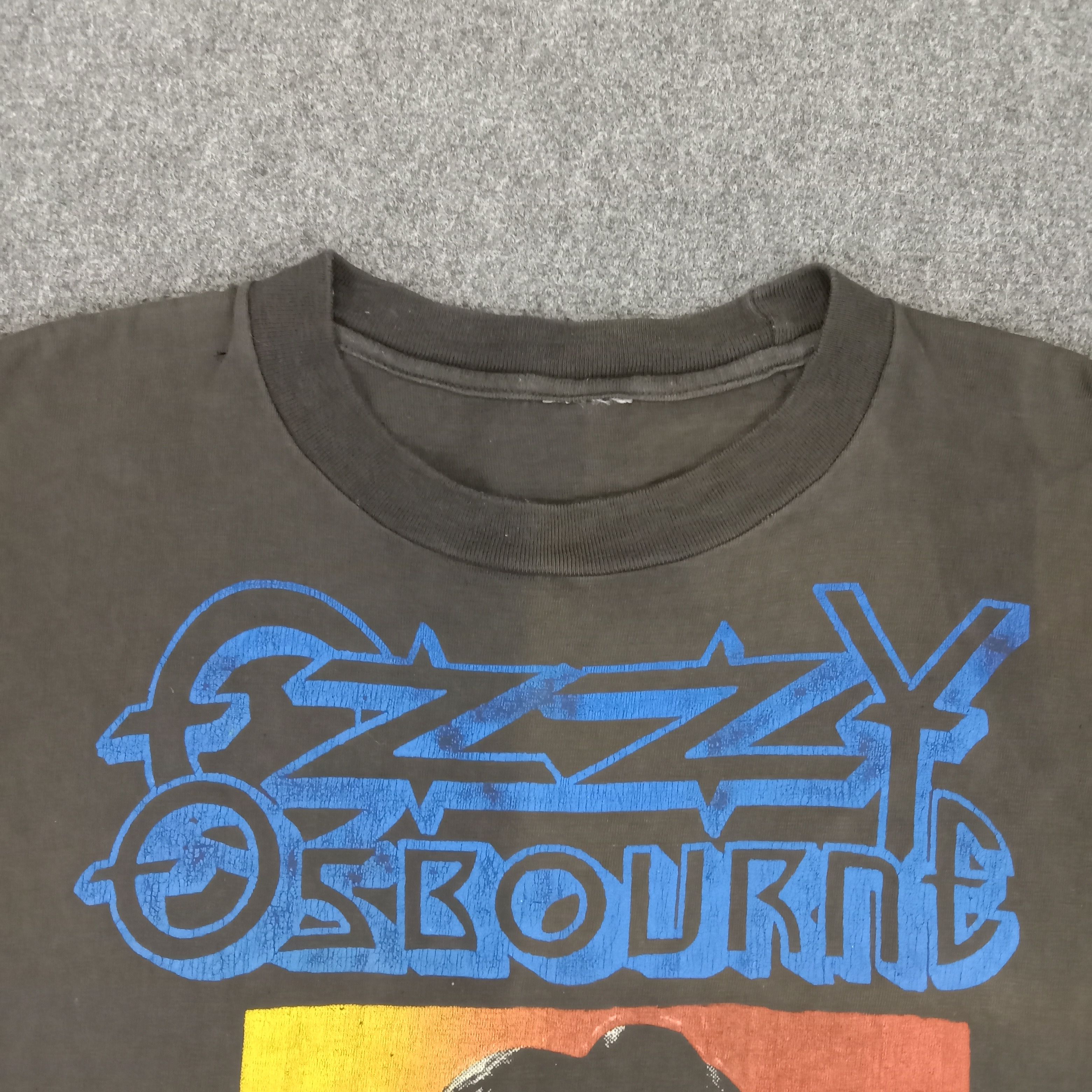 Ozzy Osbourne × Vintage Vintage 90's Qzzy Osbourne American Rock Band Tshirt Size US L / EU 52-54 / 3 - 5 Thumbnail