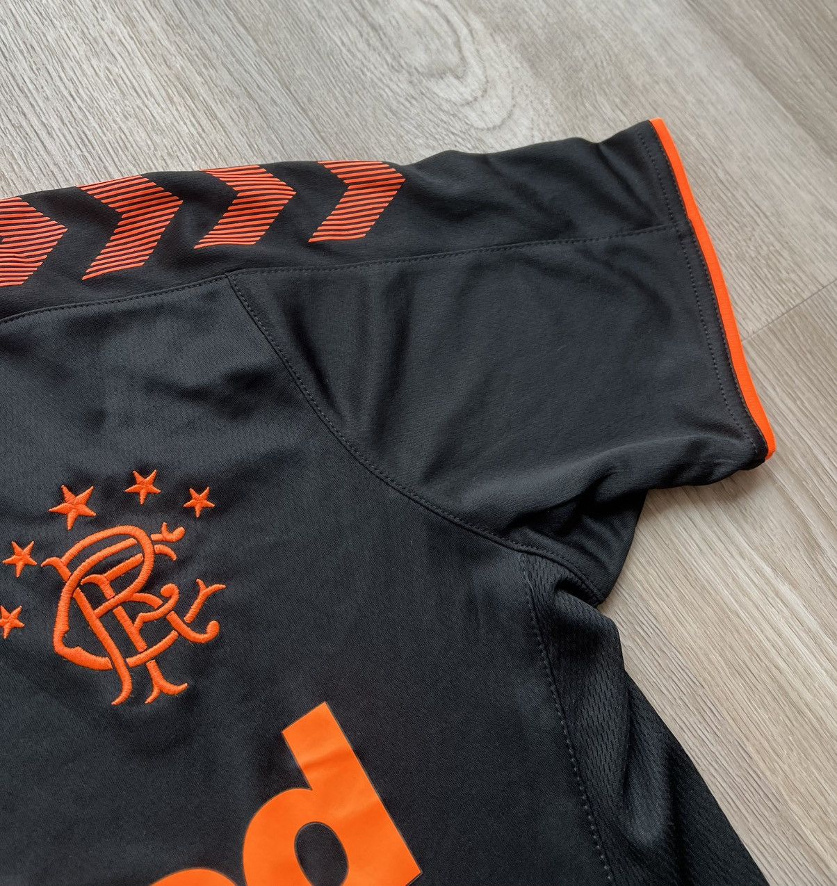 Hummel × Vintage Hummel Glasgow Rangers Football T-Shirt Soccer Jersey Size US S / EU 44-46 / 1 - 7 Thumbnail