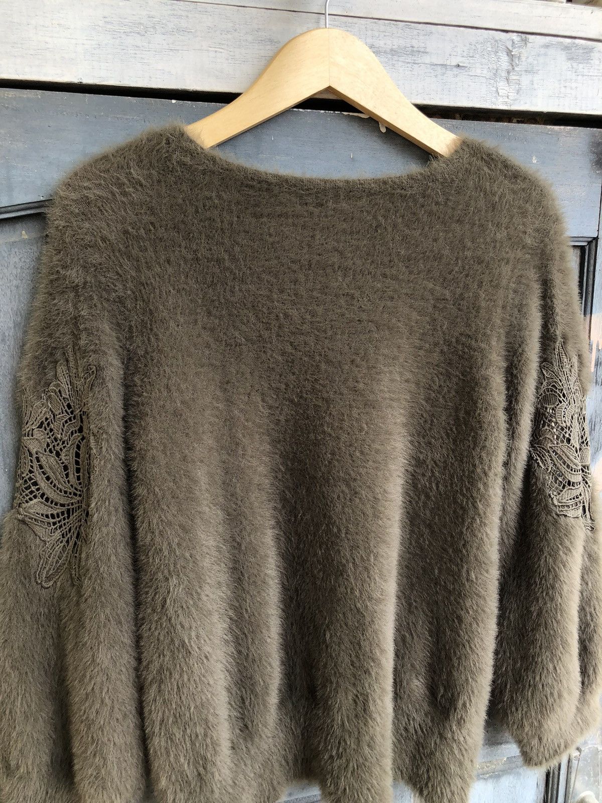 Japanese Brand Real Cube Japanese Brand Mohair Fur Embroidery Flowers Size M / US 6-8 / IT 42-44 - 11 Thumbnail