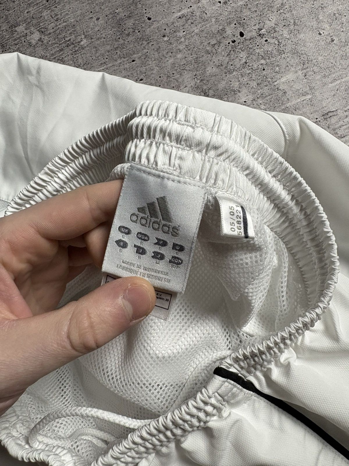 Adidas Adidas Vintage Nylon Pants Size US 30 / EU 46 - 10 Thumbnail