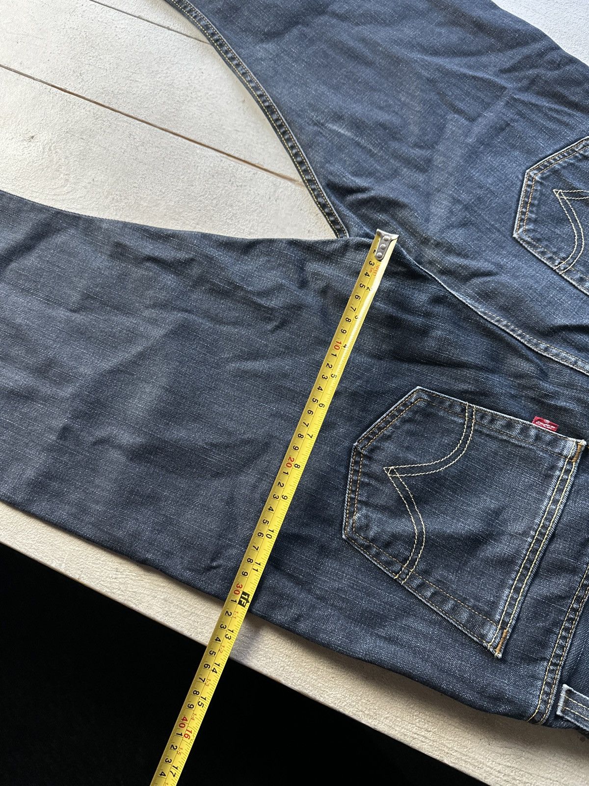 Levi's 🚨Vintage 90s Levis Jeans 506 LEGEND y2k dark Wash Denim Size US 35 - 17 Thumbnail