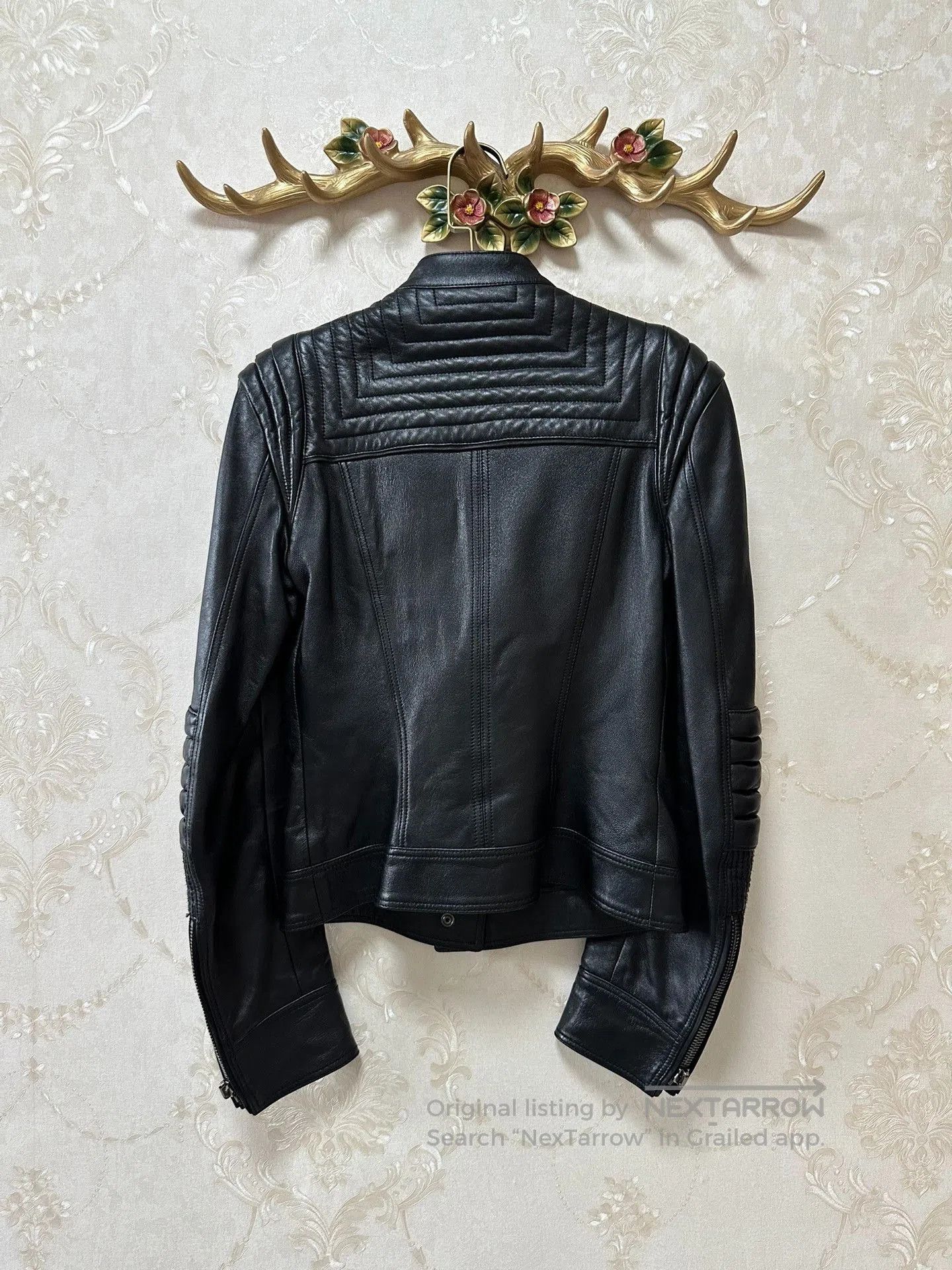 Versace Versace Classic Leather Jacket. Size M / US 6-8 / IT 42-44 - 9 Thumbnail