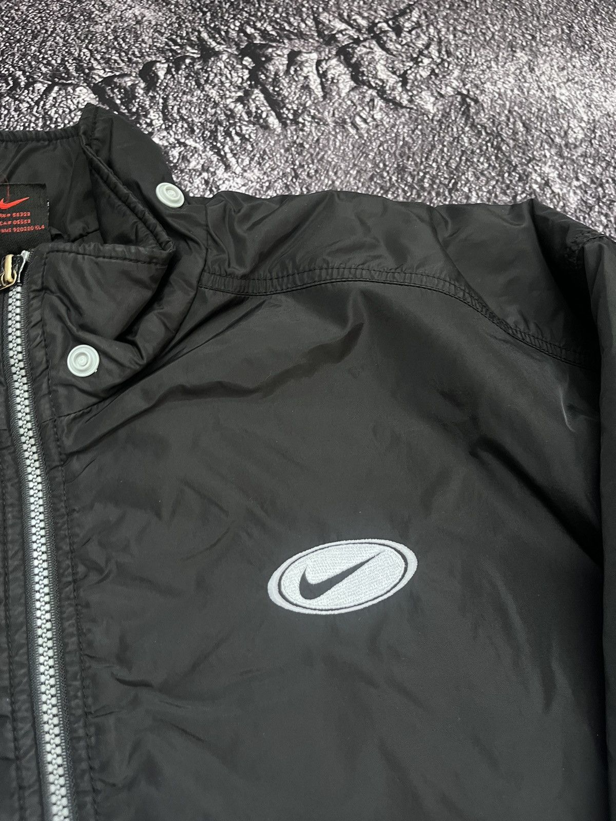 Nike 90s Vintage Nike Down Jacket Big Swoosh Logo Back Rare Size US XL / EU 56 / 4 - 5 Thumbnail