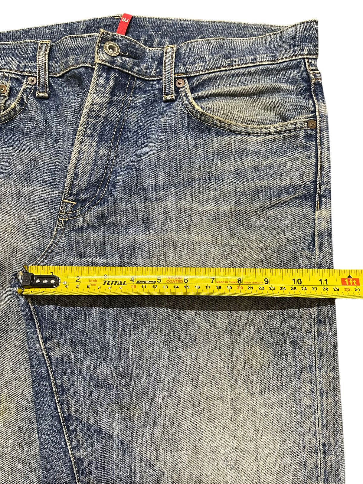 Uniqlo Vintage Japanese Uniqlo Blue Mud Wash Faded Distressed Jeans Size US 33 - 15 Thumbnail